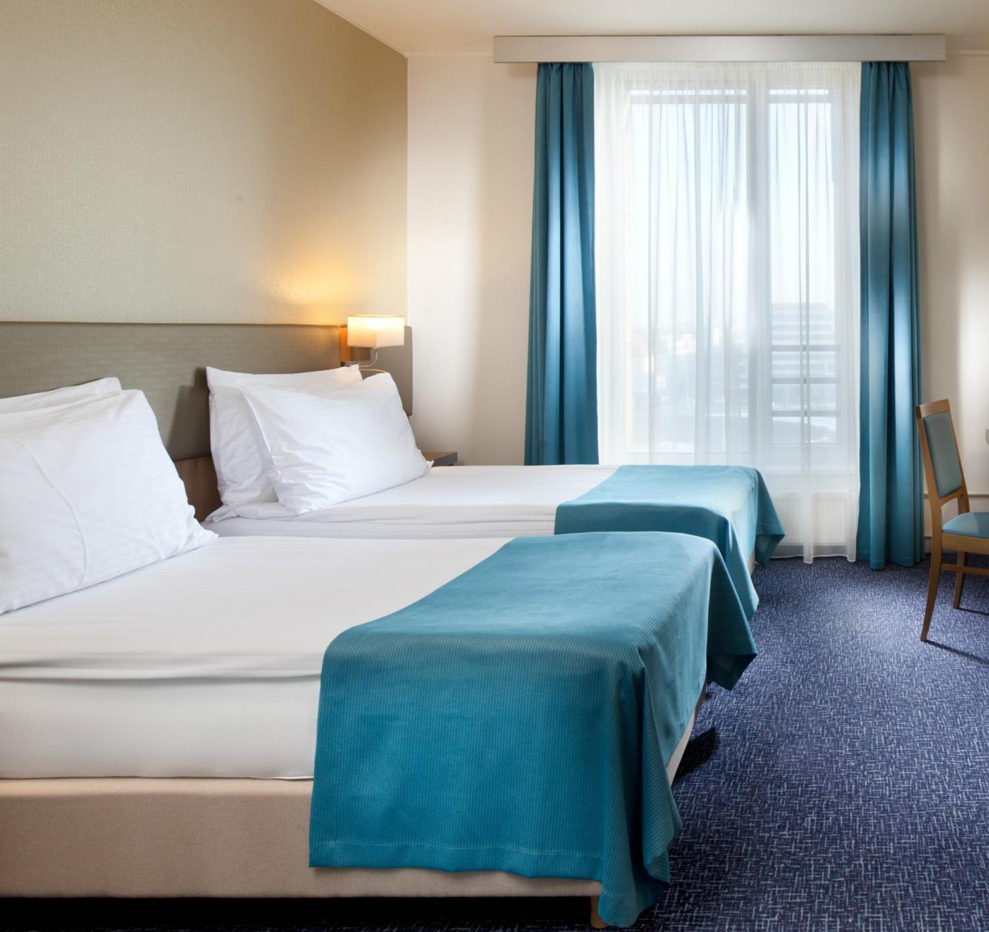 Standard Twin Room Two Twin Beds