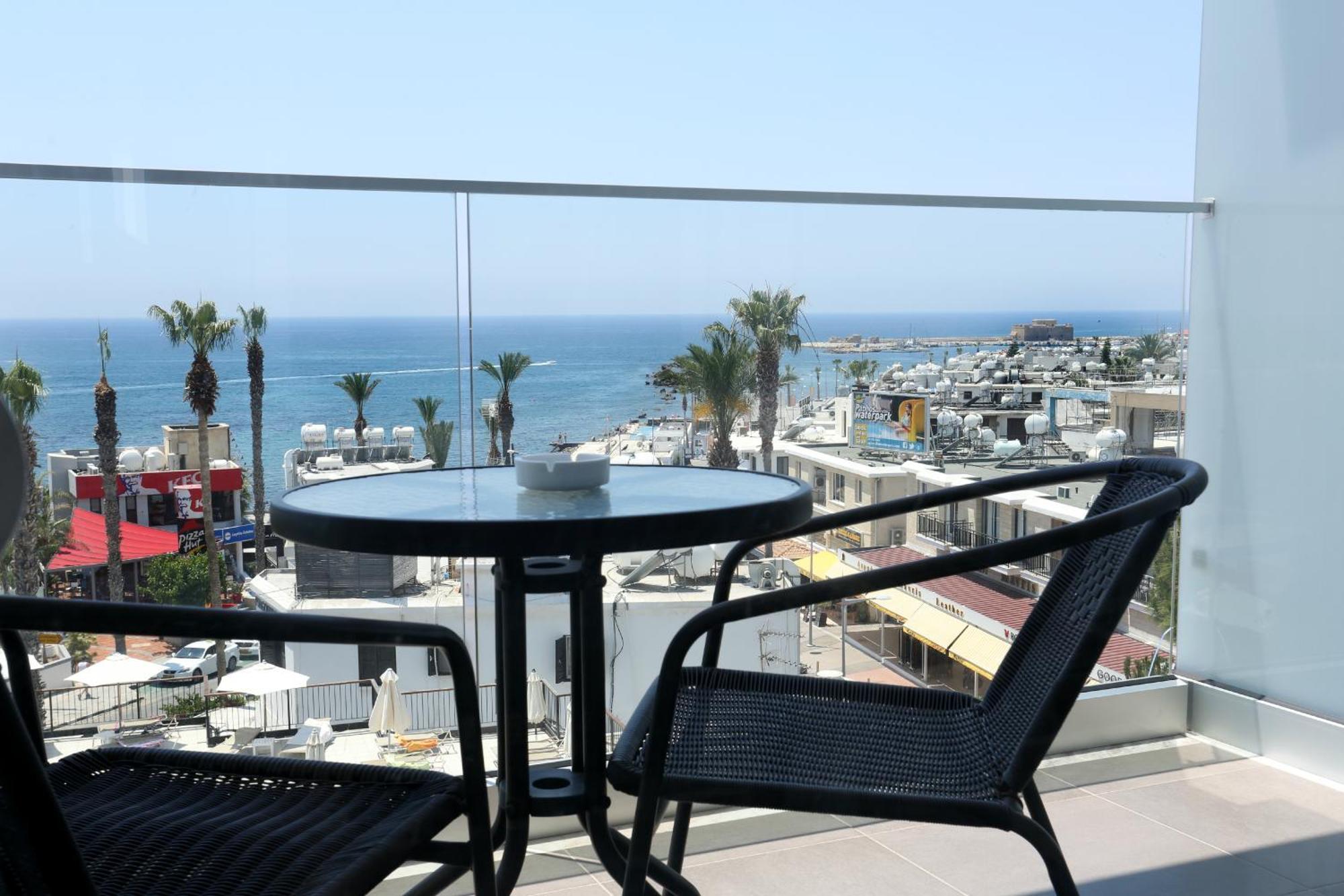 Superior Double or Twin Room Sea View