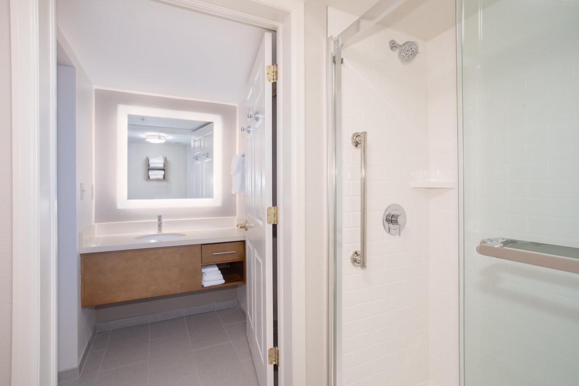 Suite Non Fumatori con 2 Camere da Letto