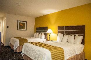 Queen Room with Two Queen Beds - Non-Smoking,1275985927:JPEG