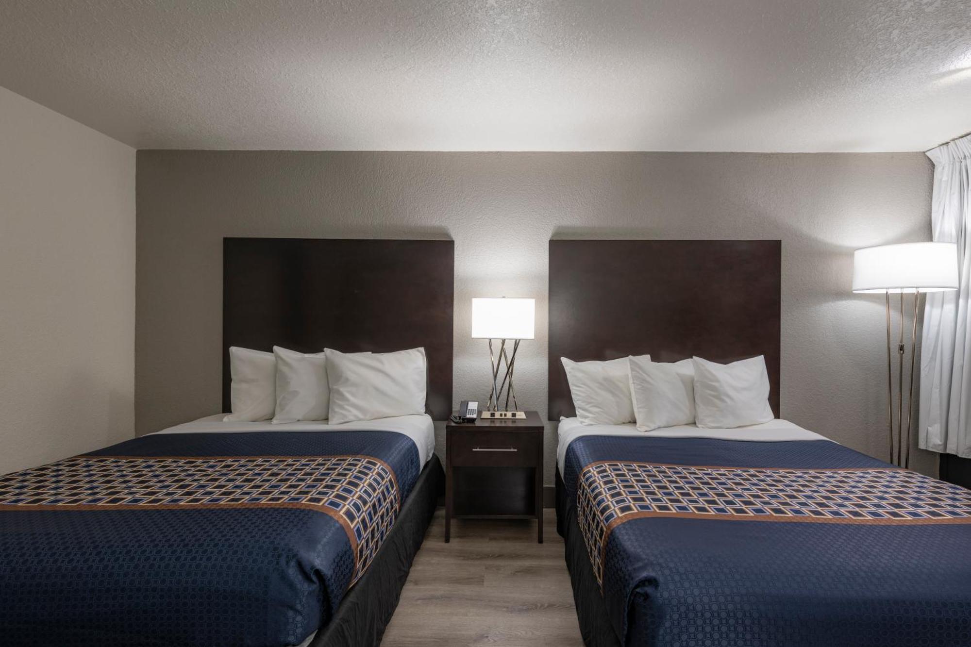 Queen Room Two Queen Beds