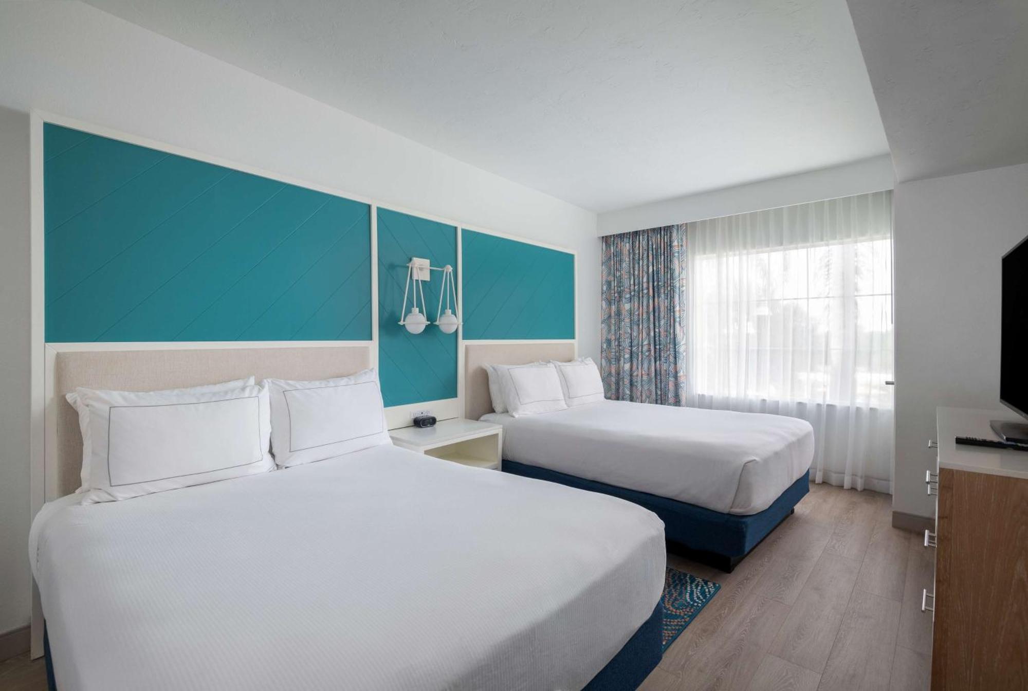Suite mit Queensize-Bett und Stadtblick