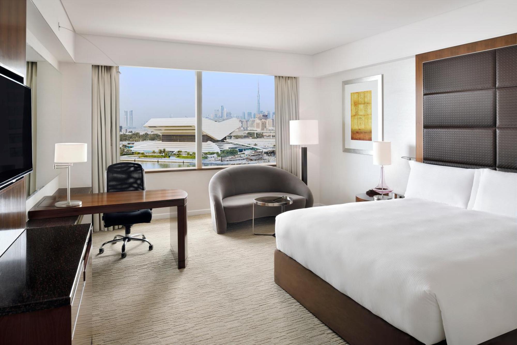 Standard King Room Waterfront View