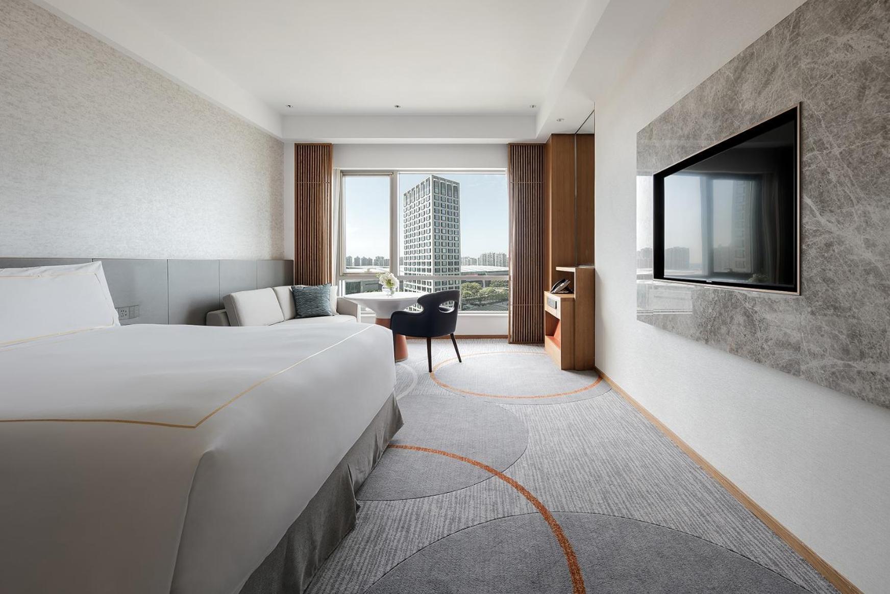 Classic King Room High Floor
