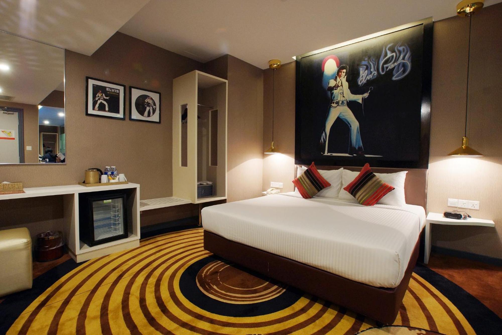 Theme room