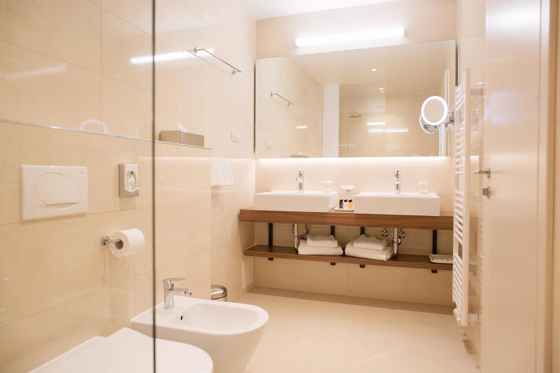 Chambre Double Supérieure avec Balcon - Vue sur Mer