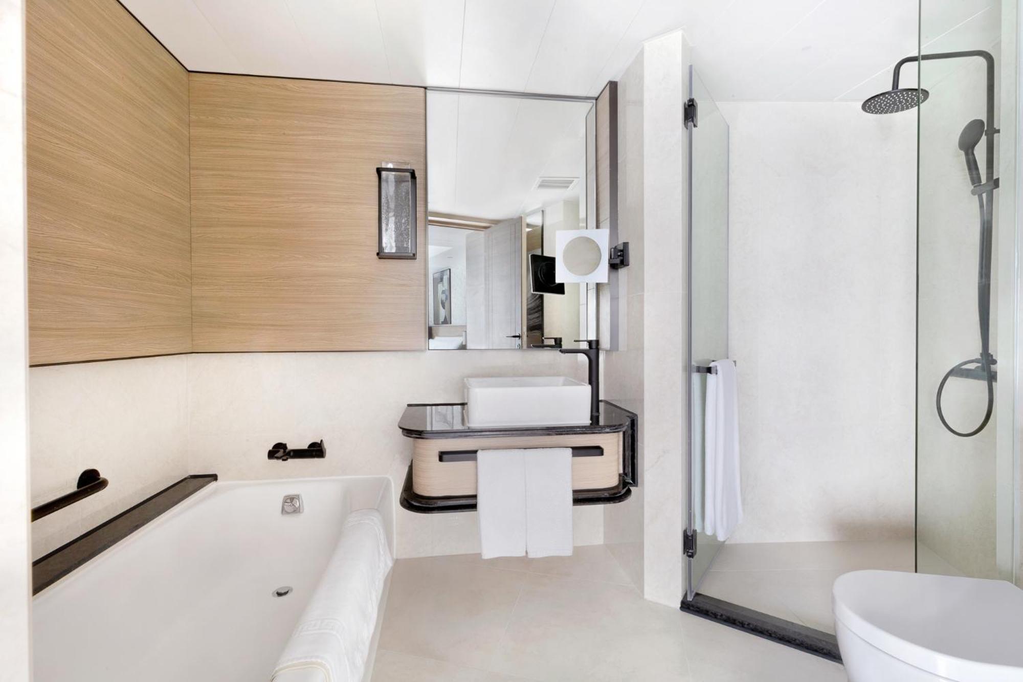 King or Twin Room Harbour View
