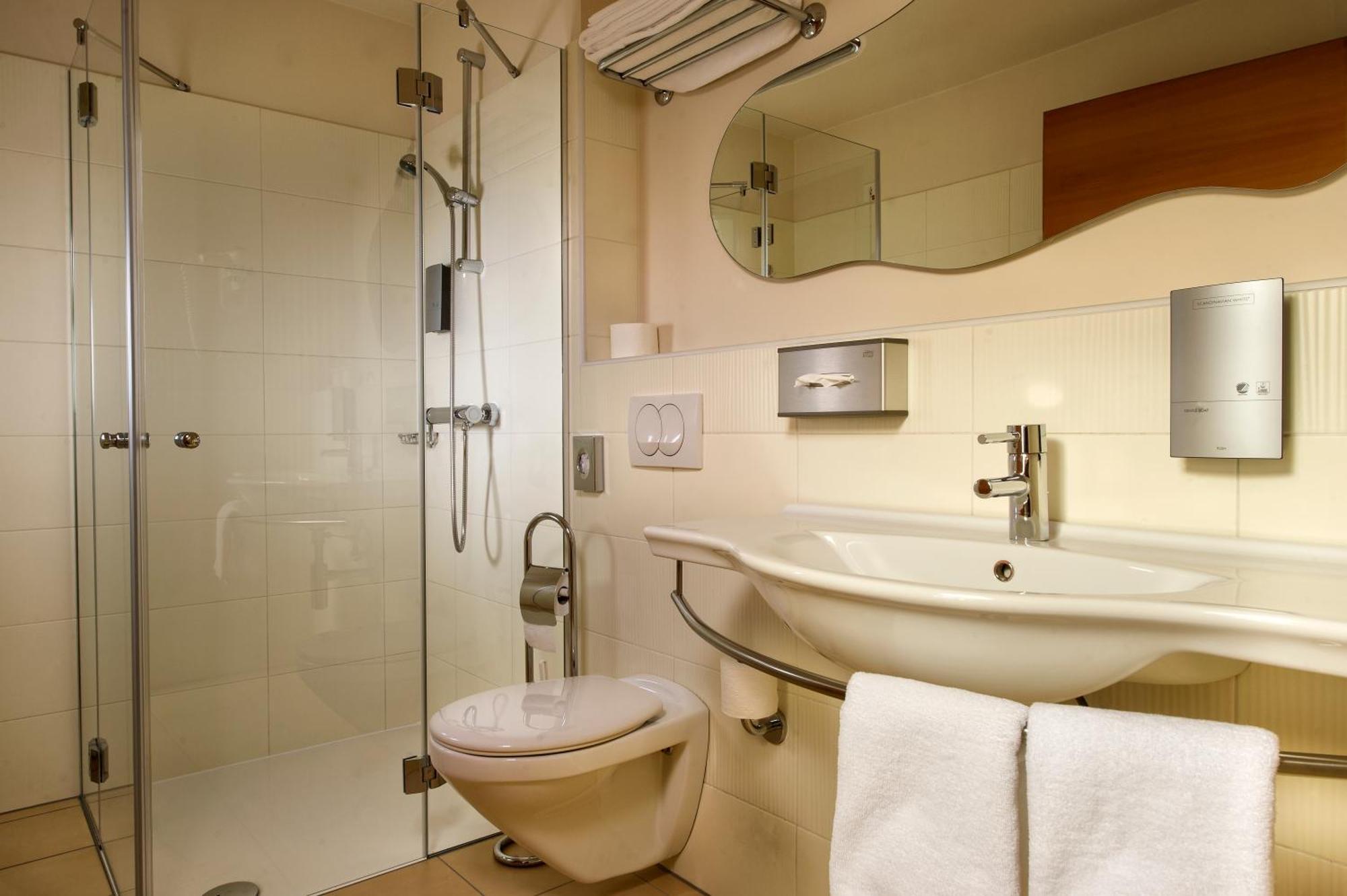 Comfort Twin Room