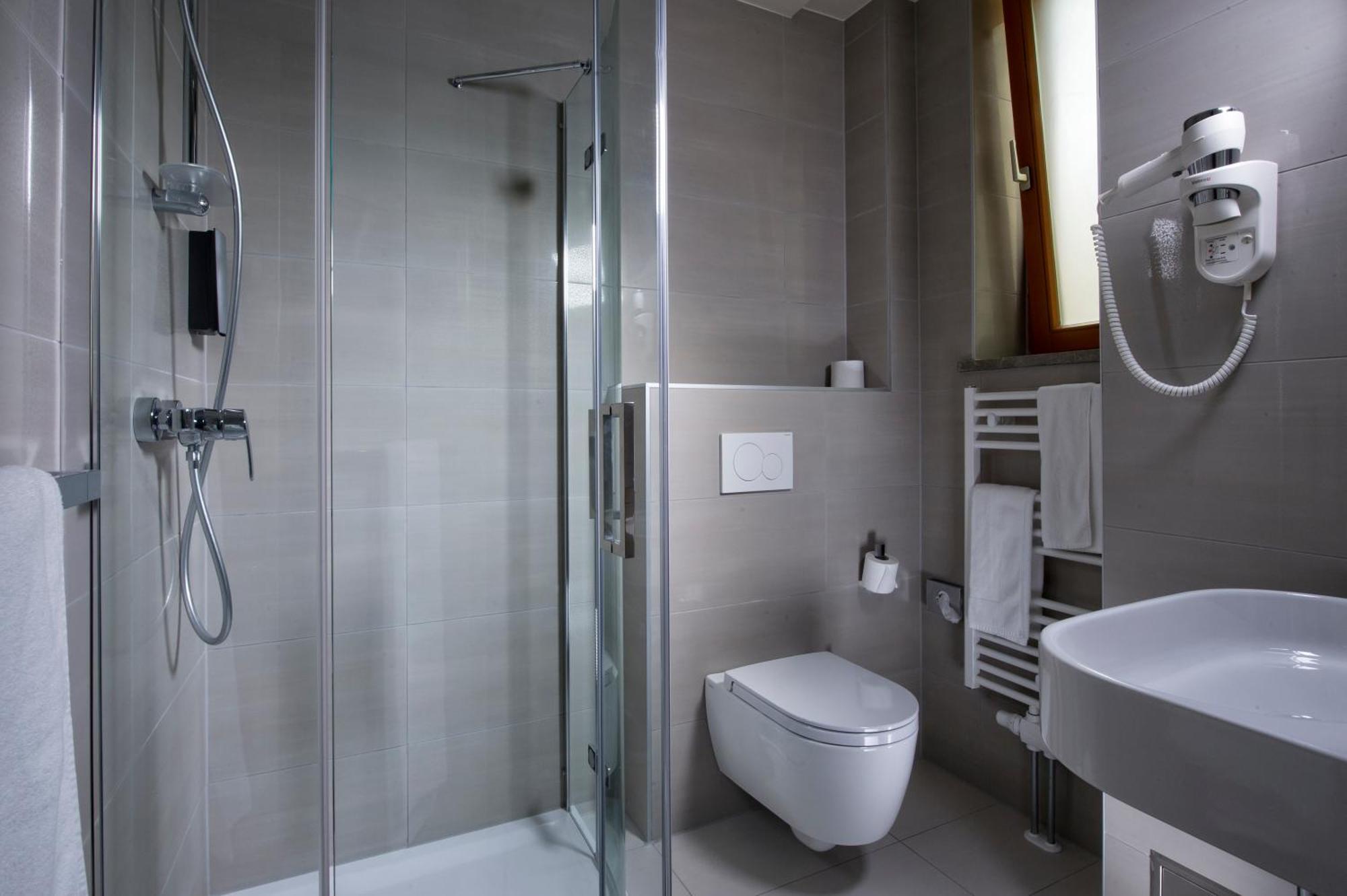 Small Single Room