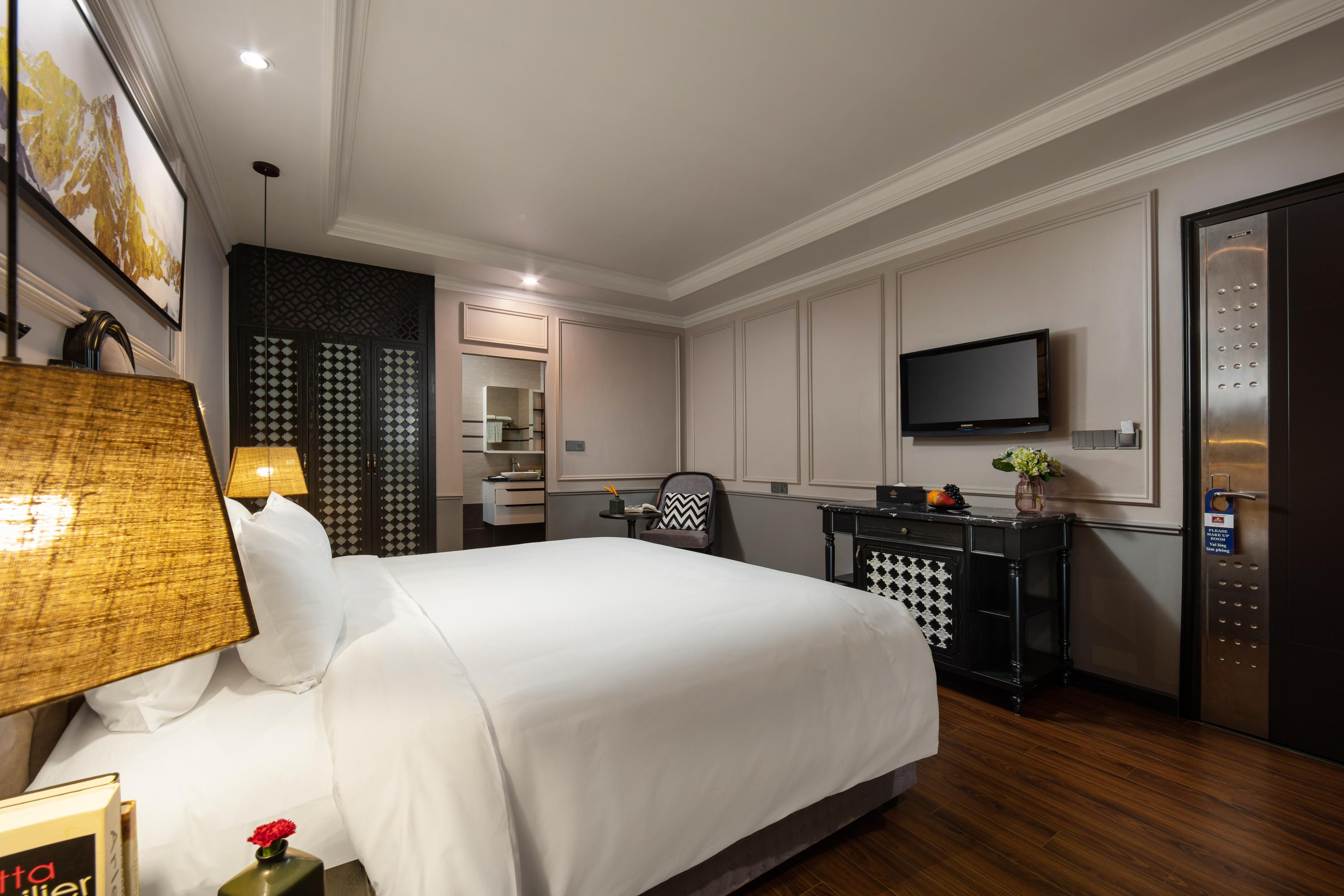 Deluxe Double or Twin Room
