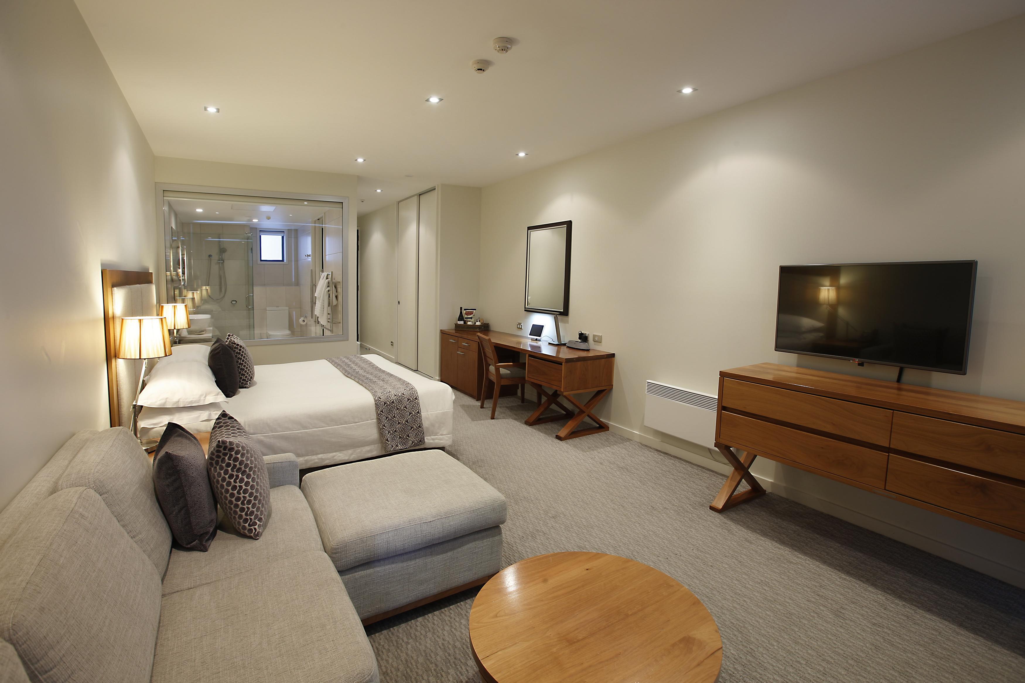 Superior King Room