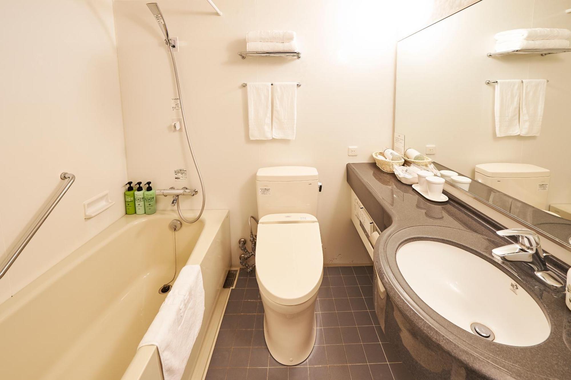 Twin Room Non-Smoking