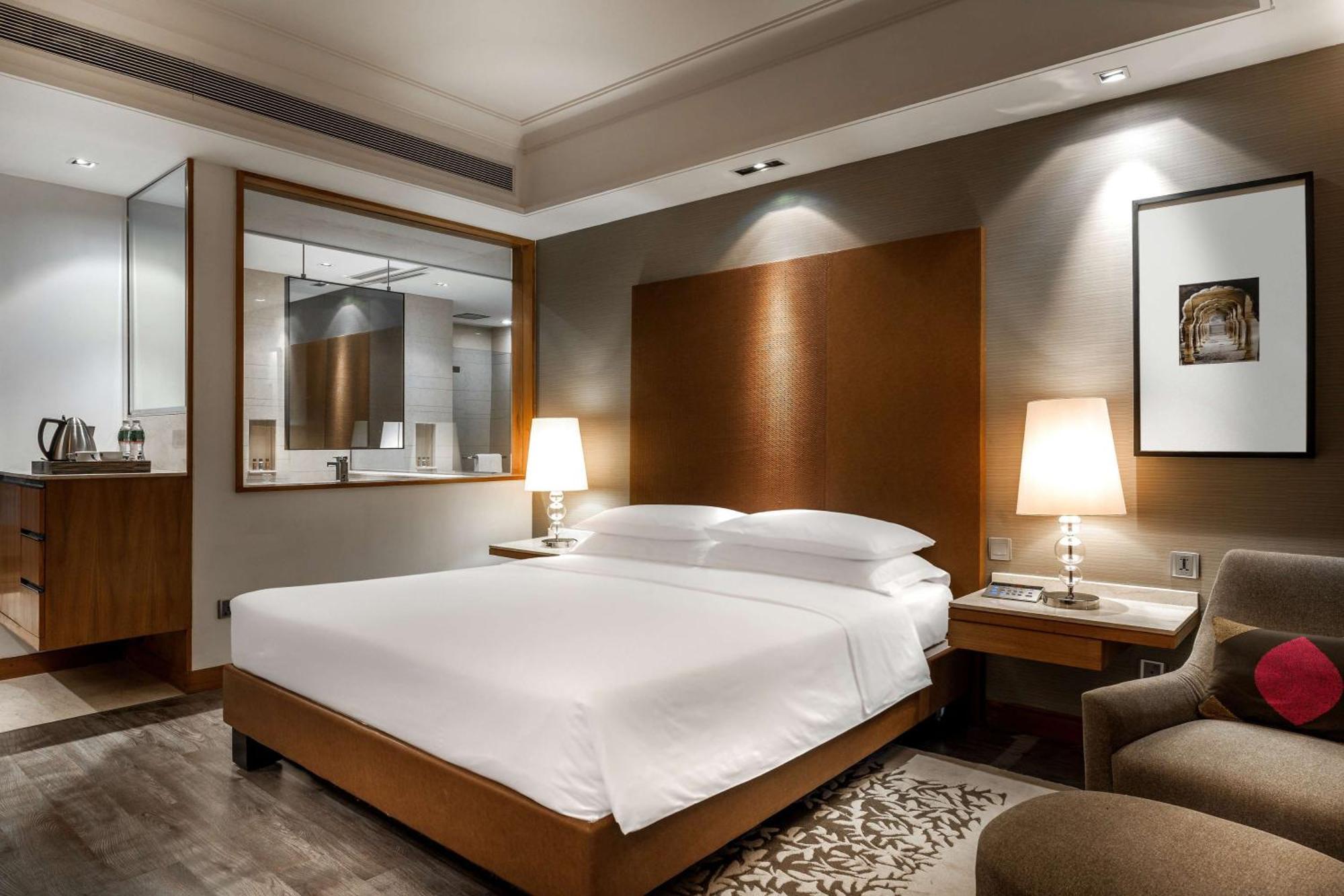 Club King Room on Food & Beverage Spa Laundry