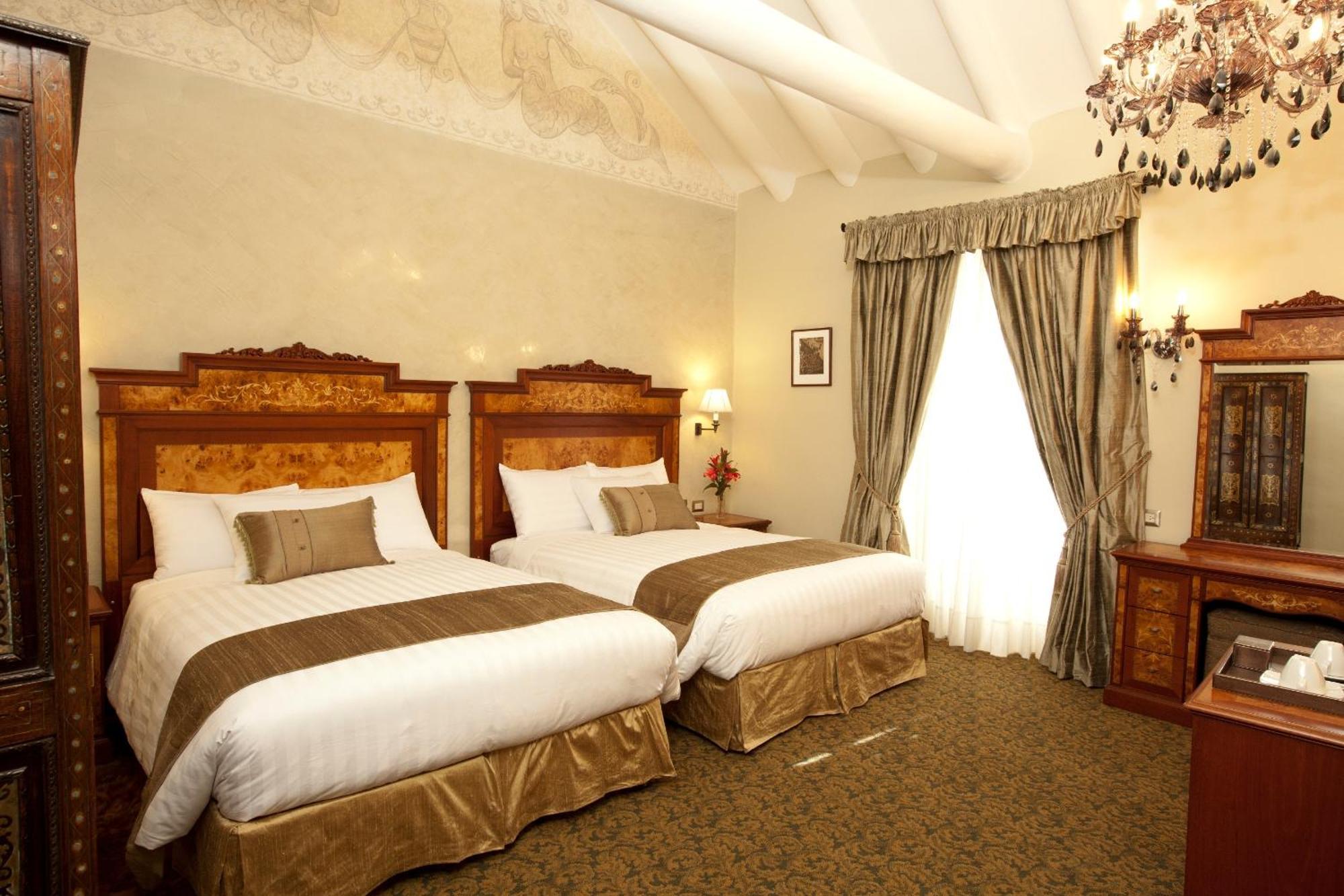 Deluxe Room Corridor View 2 Queen Beds