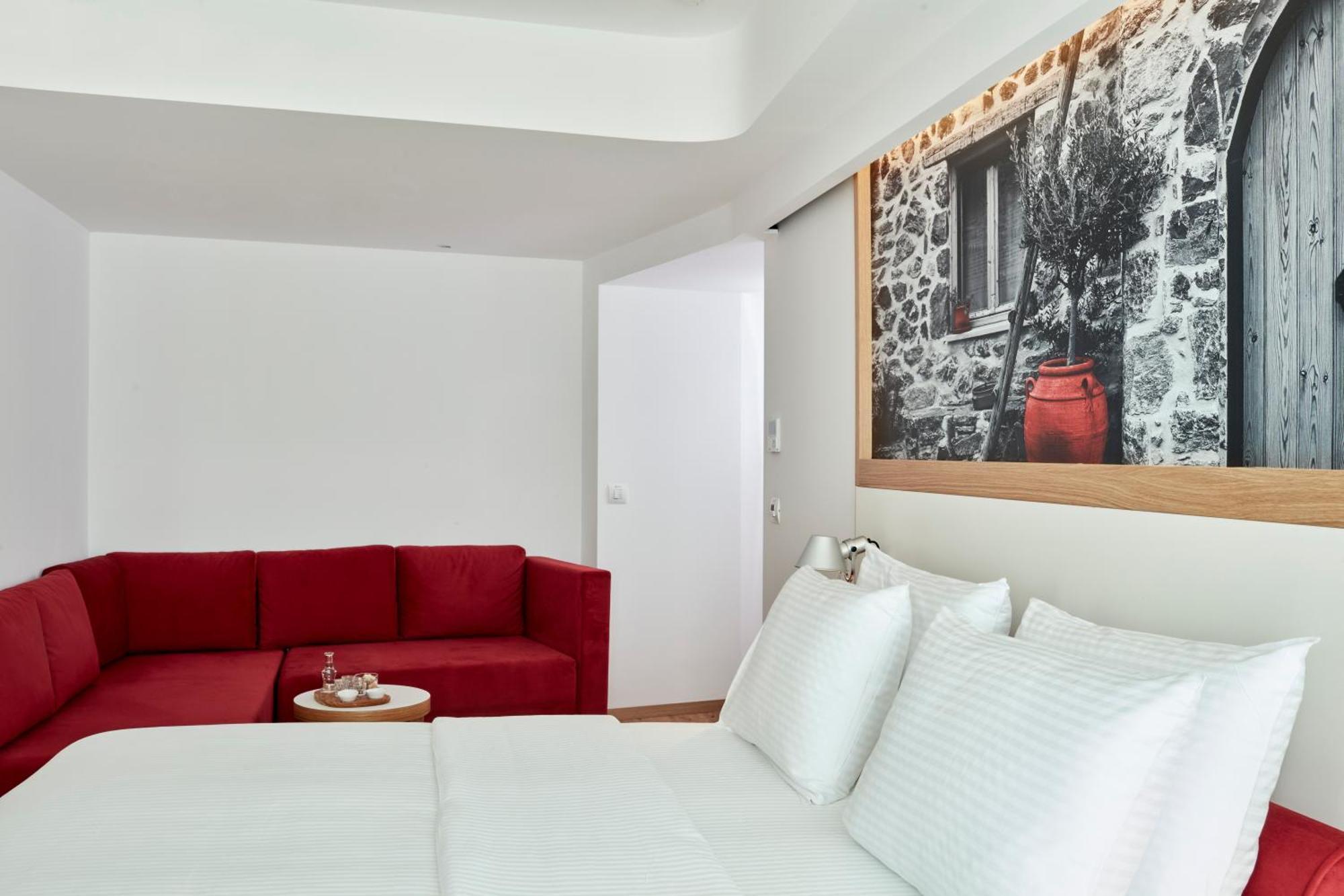 Olive Green Club Elite Room