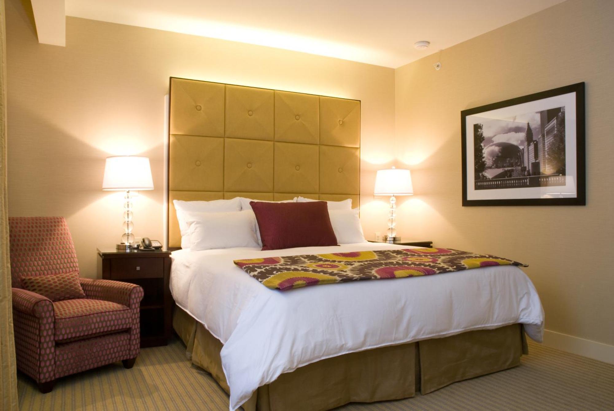 Standard King Room