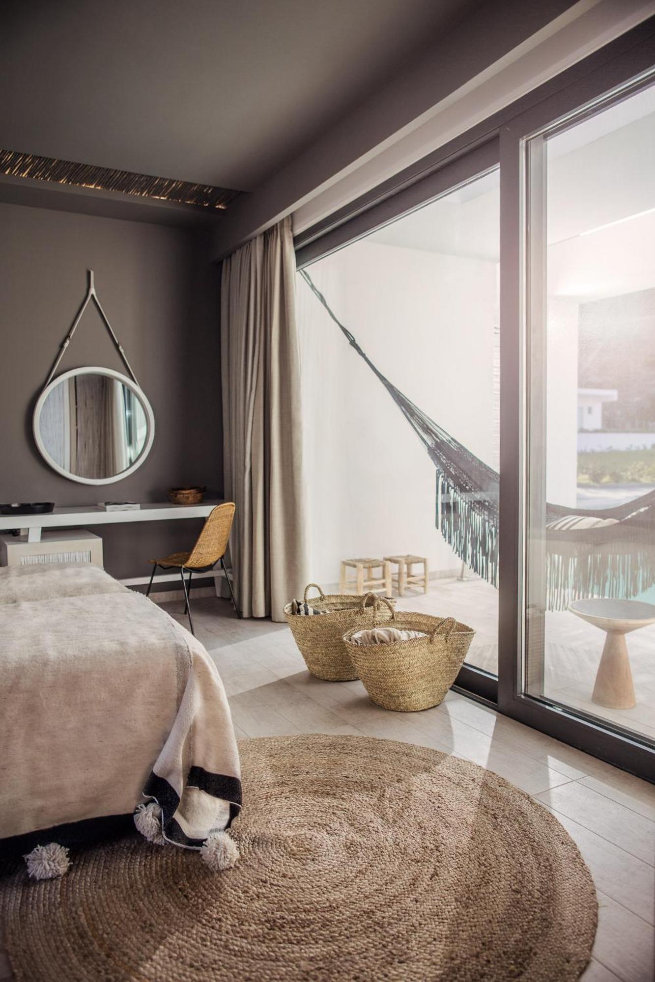 Quarto Deluxe com 2 Camas de Solteiro e Varanda Premium