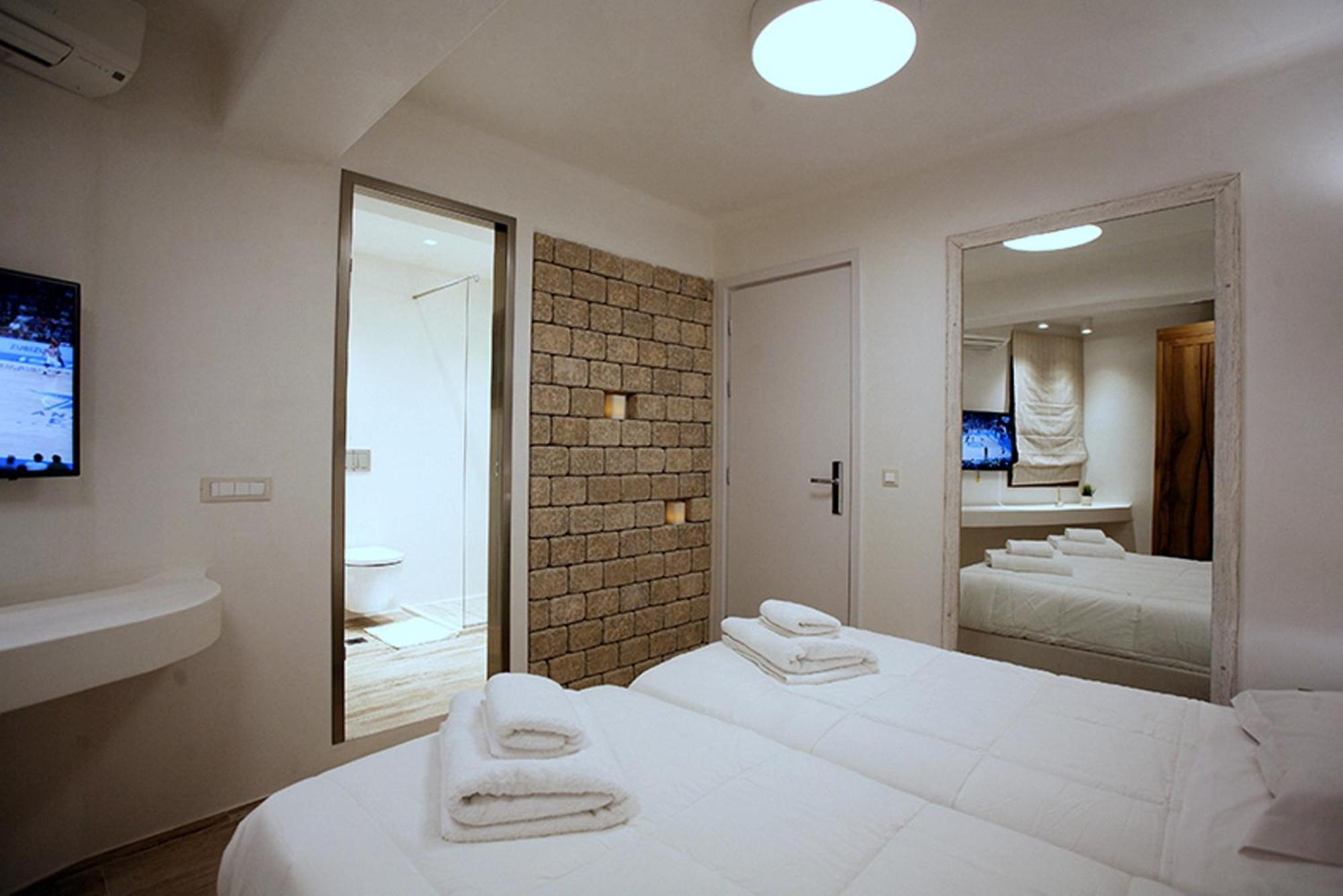 Elegant Double or Twin Room