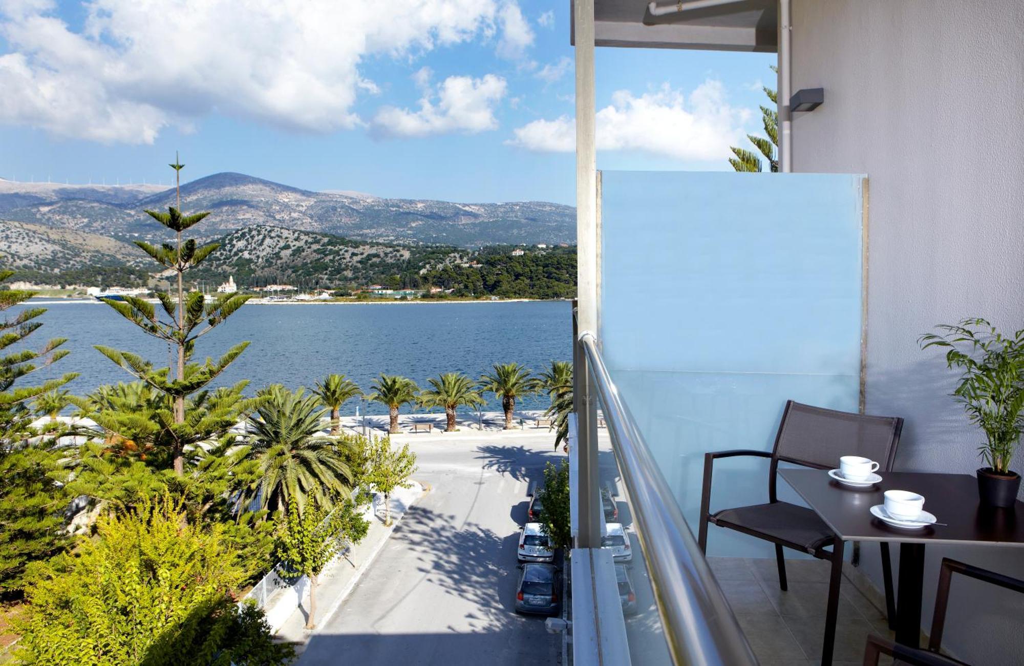 Triple Room Sea View