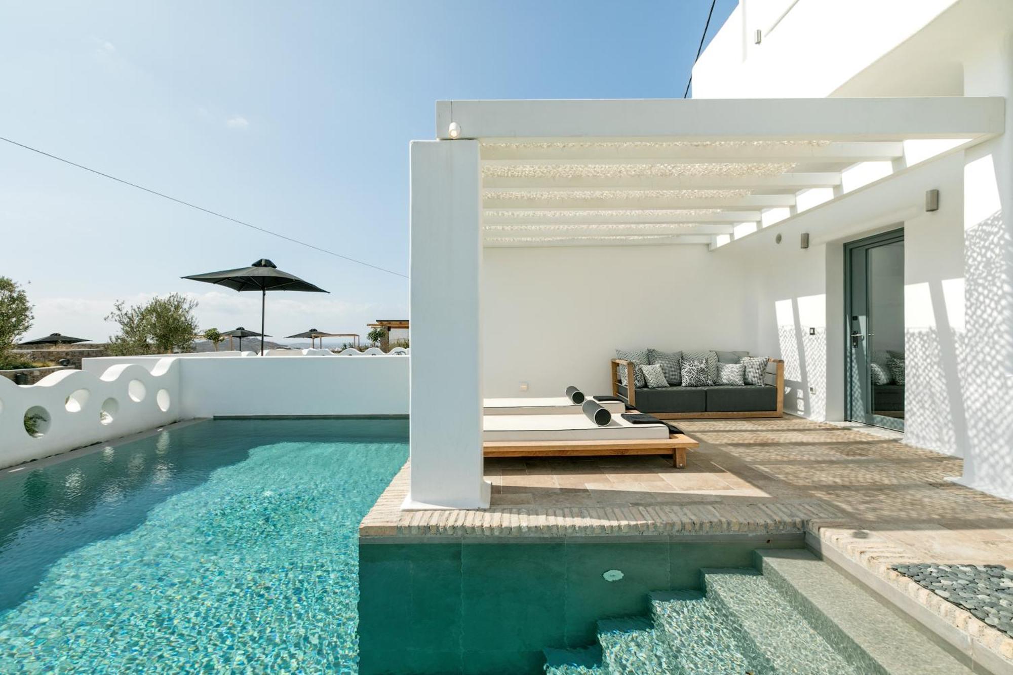 Superior Suite with Private Pool,1278994930:JPEG