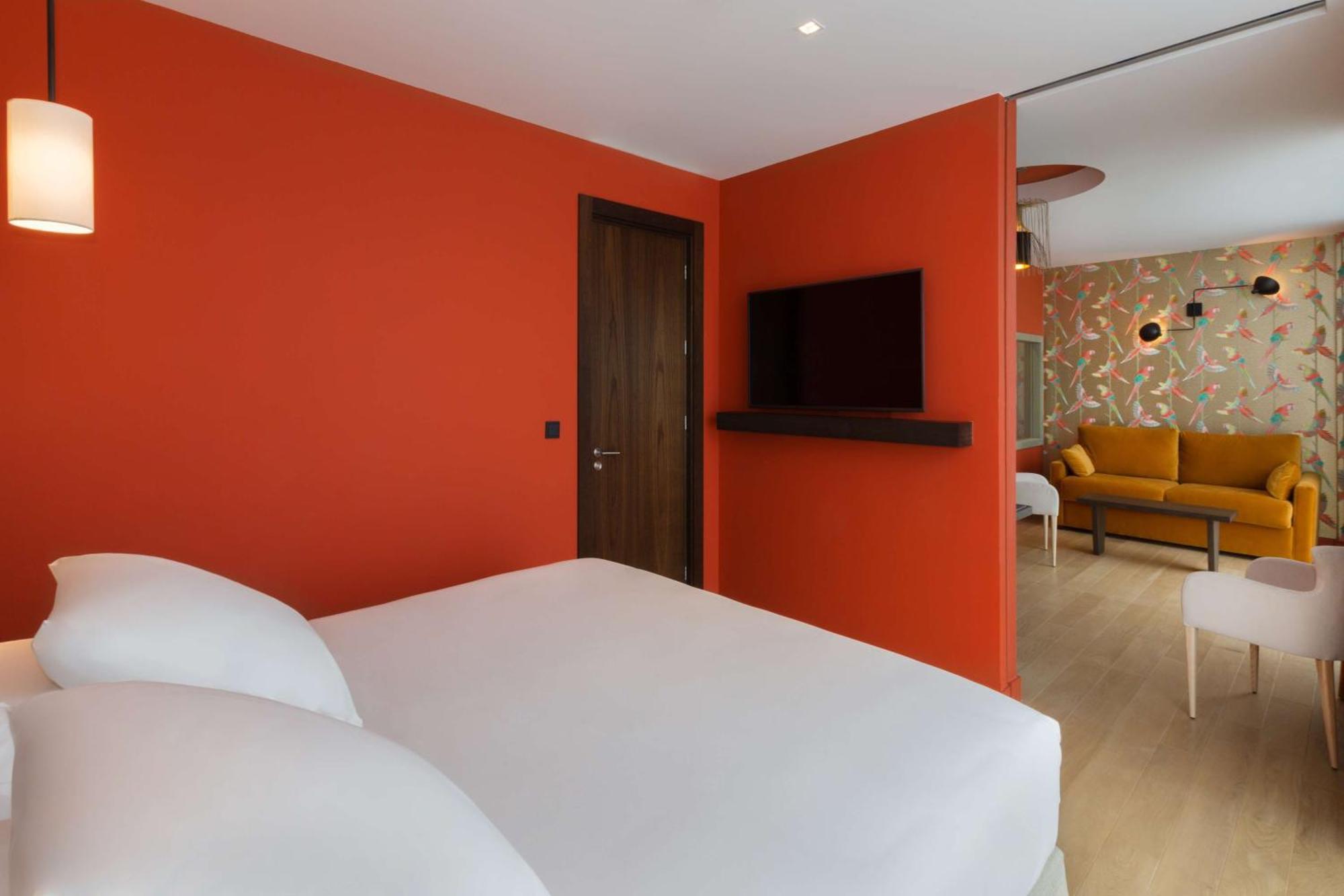 King Suite Jacuzzi