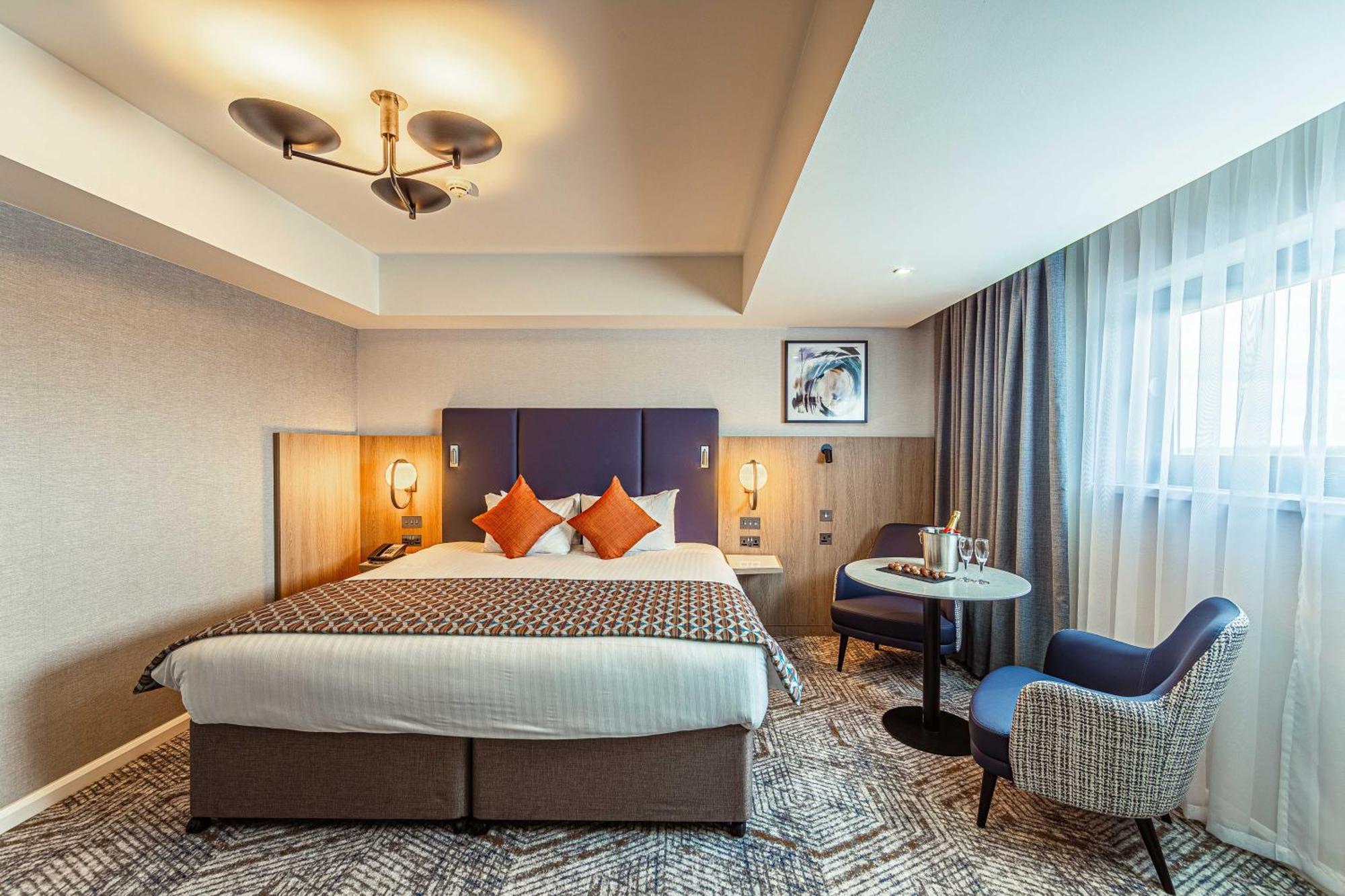 Premium King Room