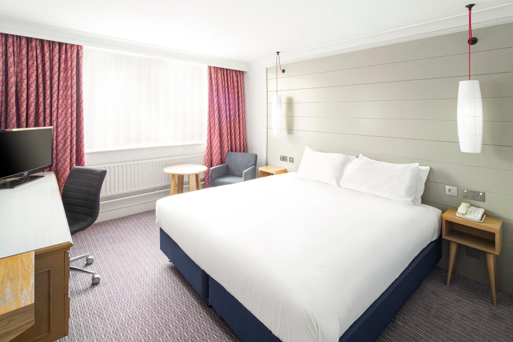 Premium King Room with Minibar,1279434283:JPEG