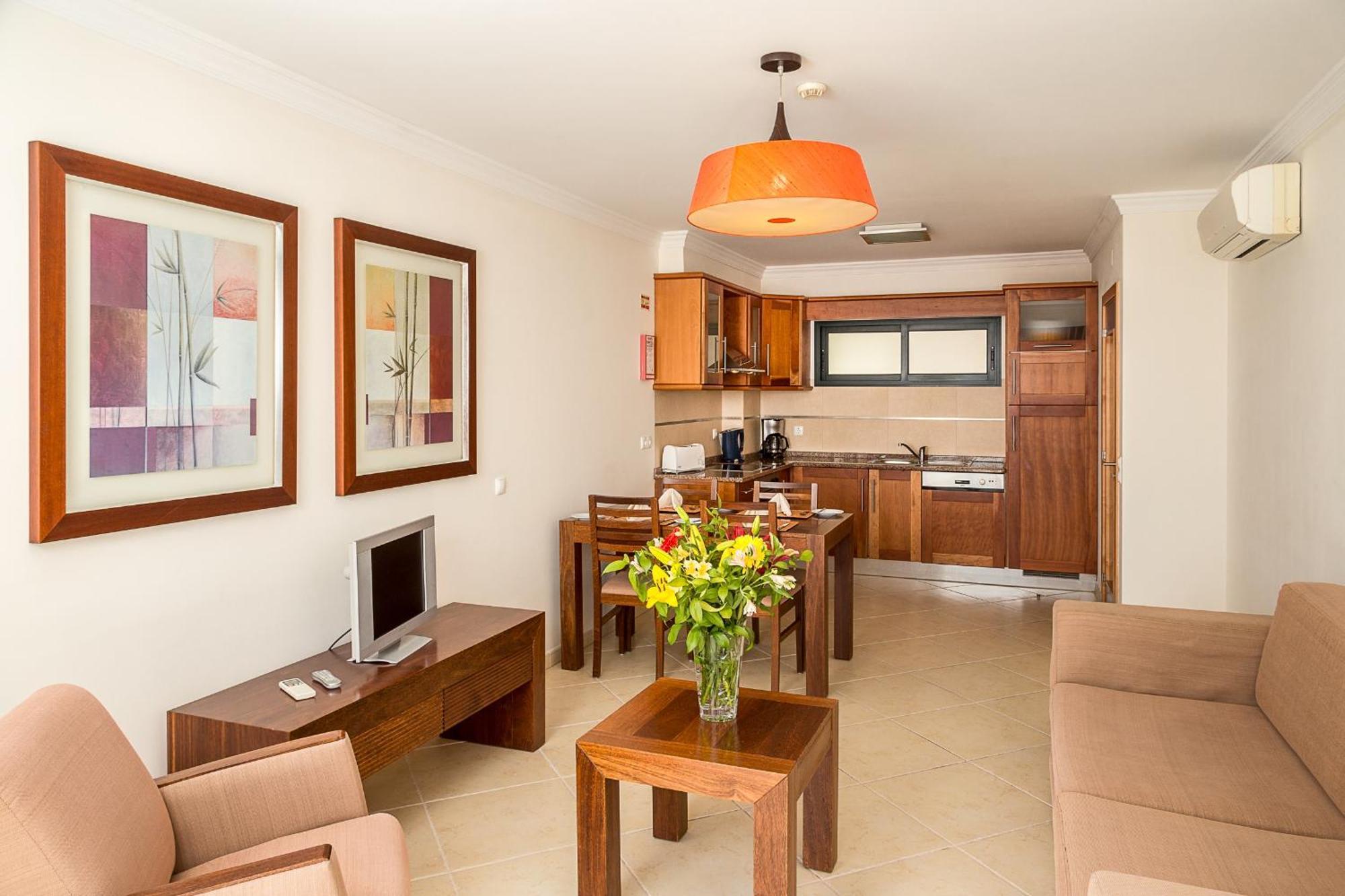 One-Bedroom Apartment Cerro Mar Atlantico