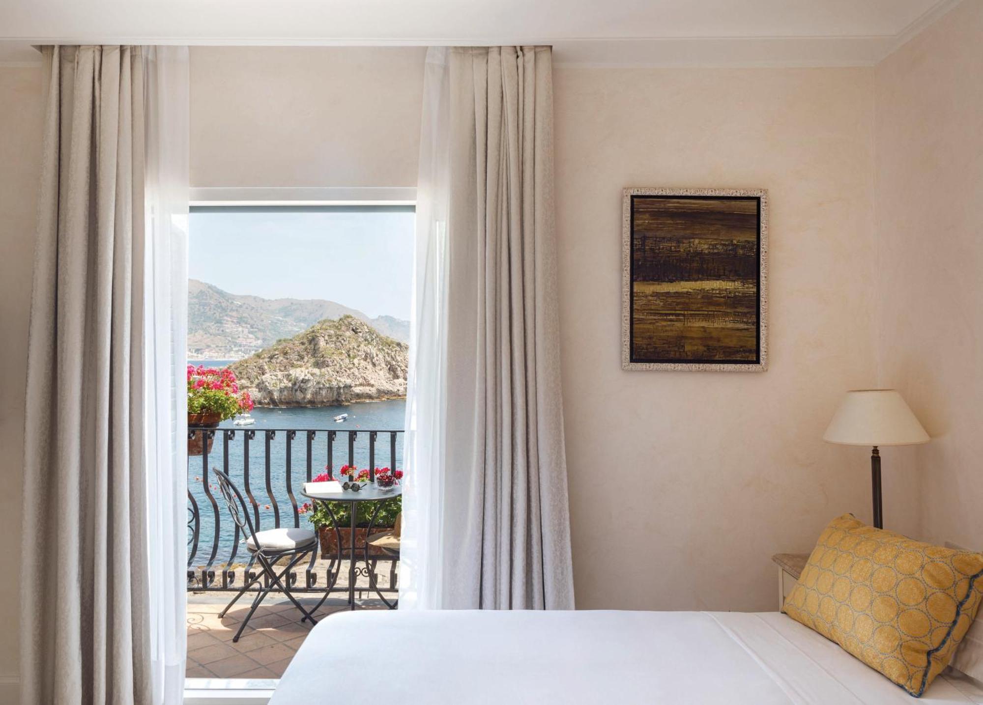 Premium Junior Suite Sea View Balcony