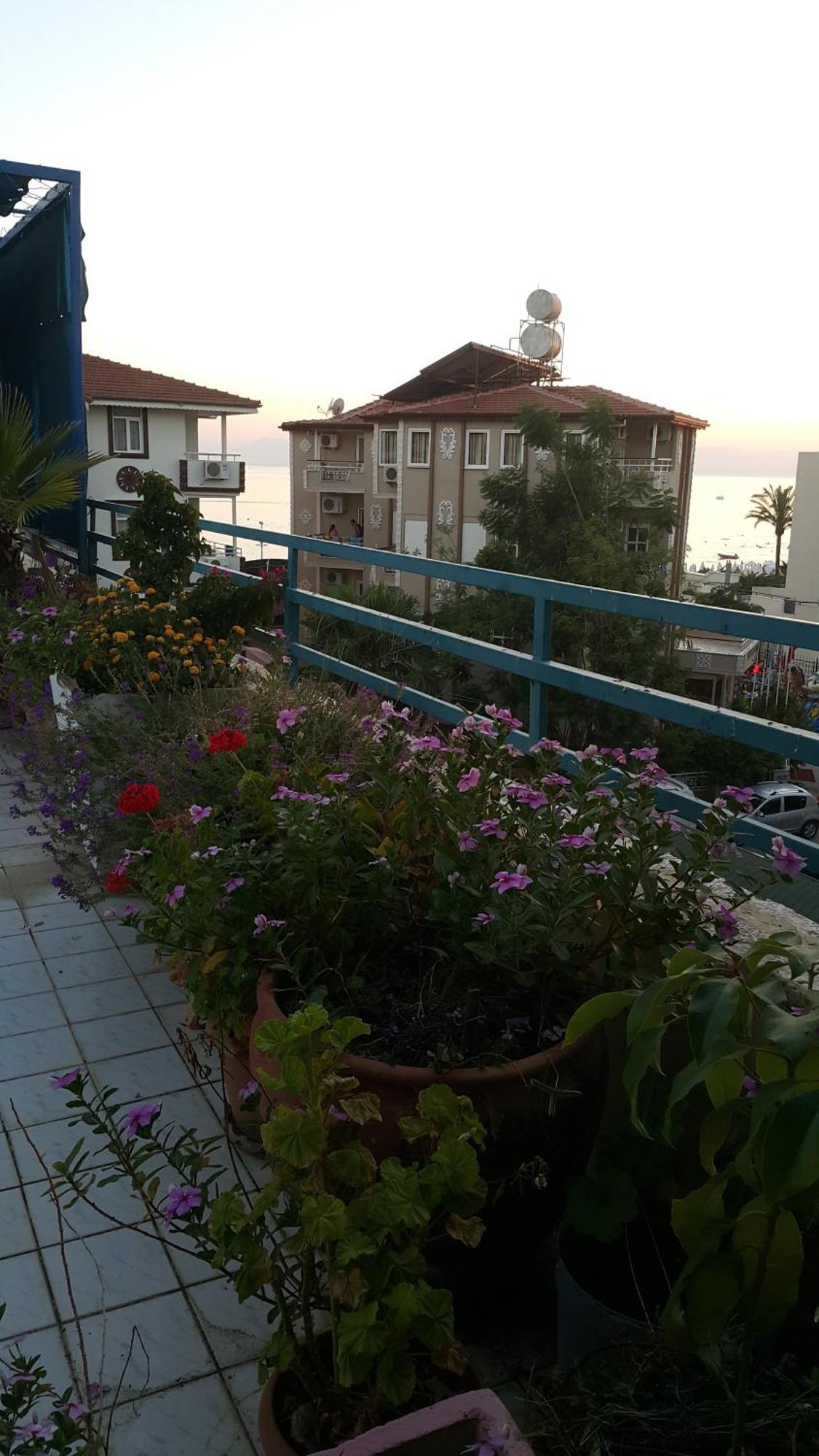 Apartment Terrace,752524751:JPEG
