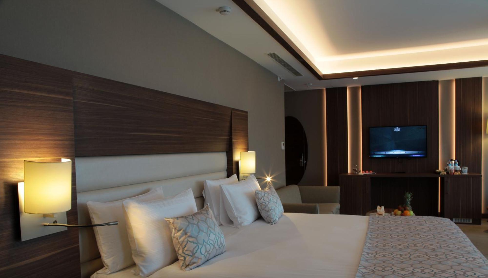 Corner Suite Airport Transfer