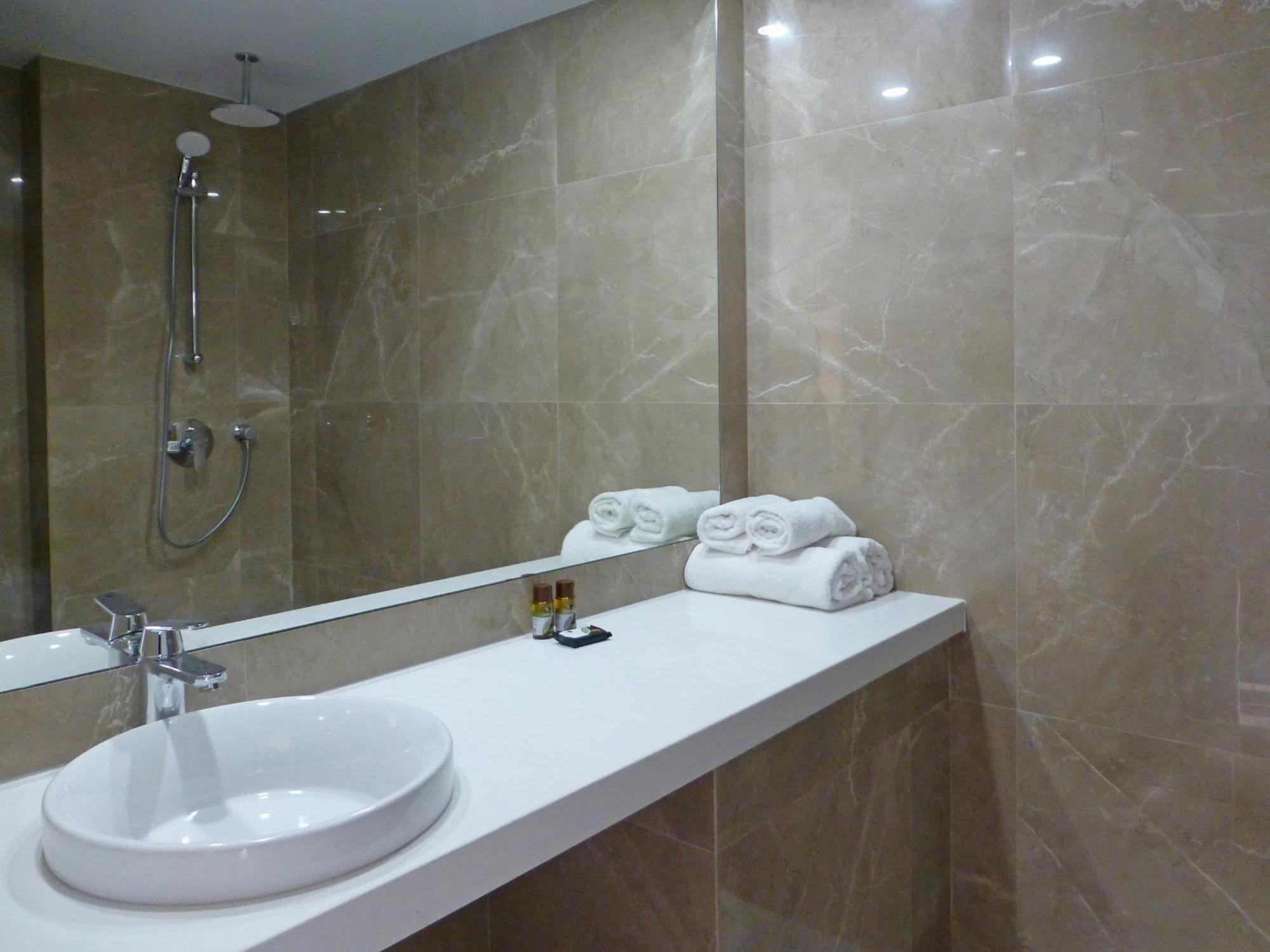 One-Bedroom Suite with Sea View,1216606606:JPEG