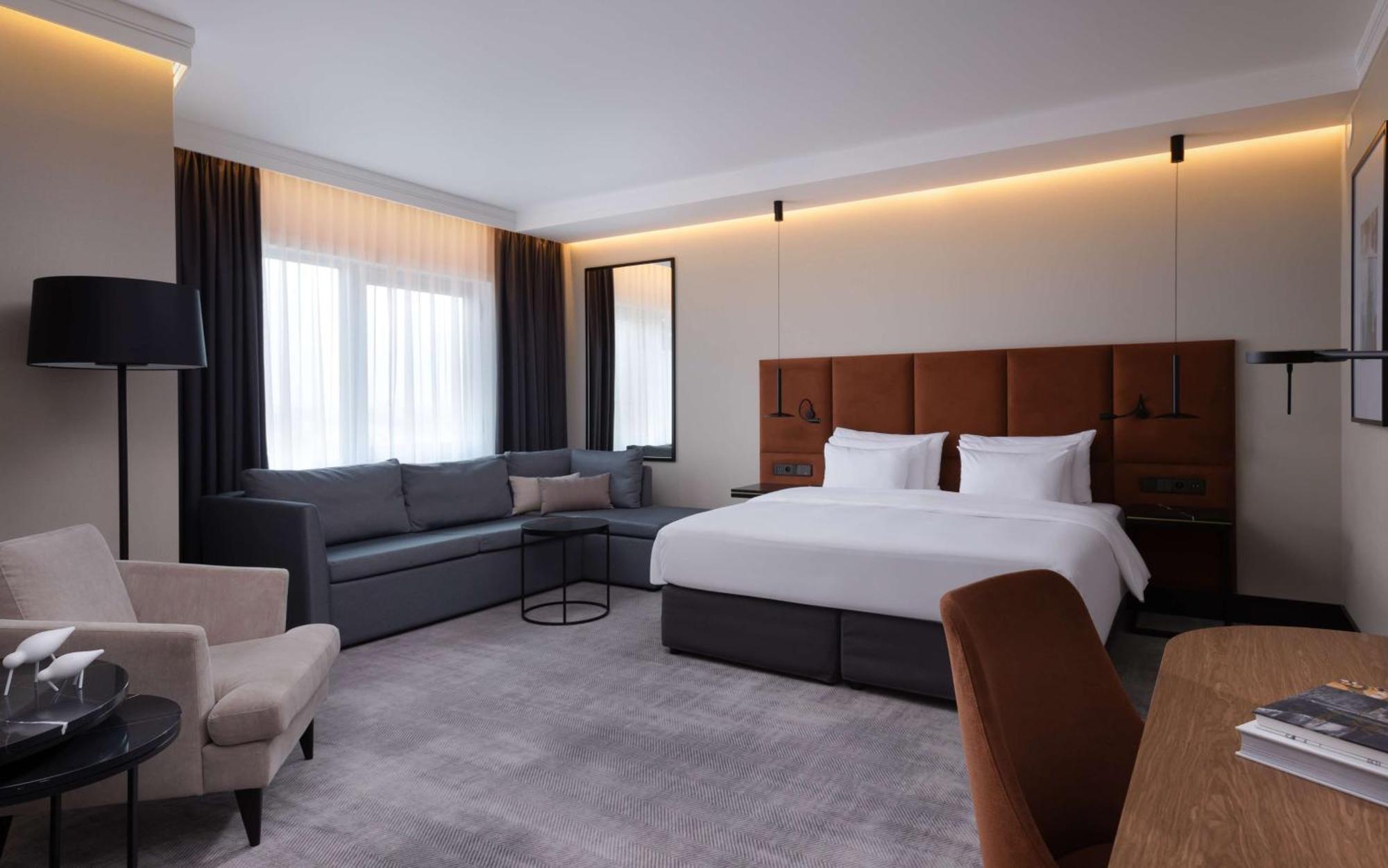 Suite Junior avec Accès au Salon