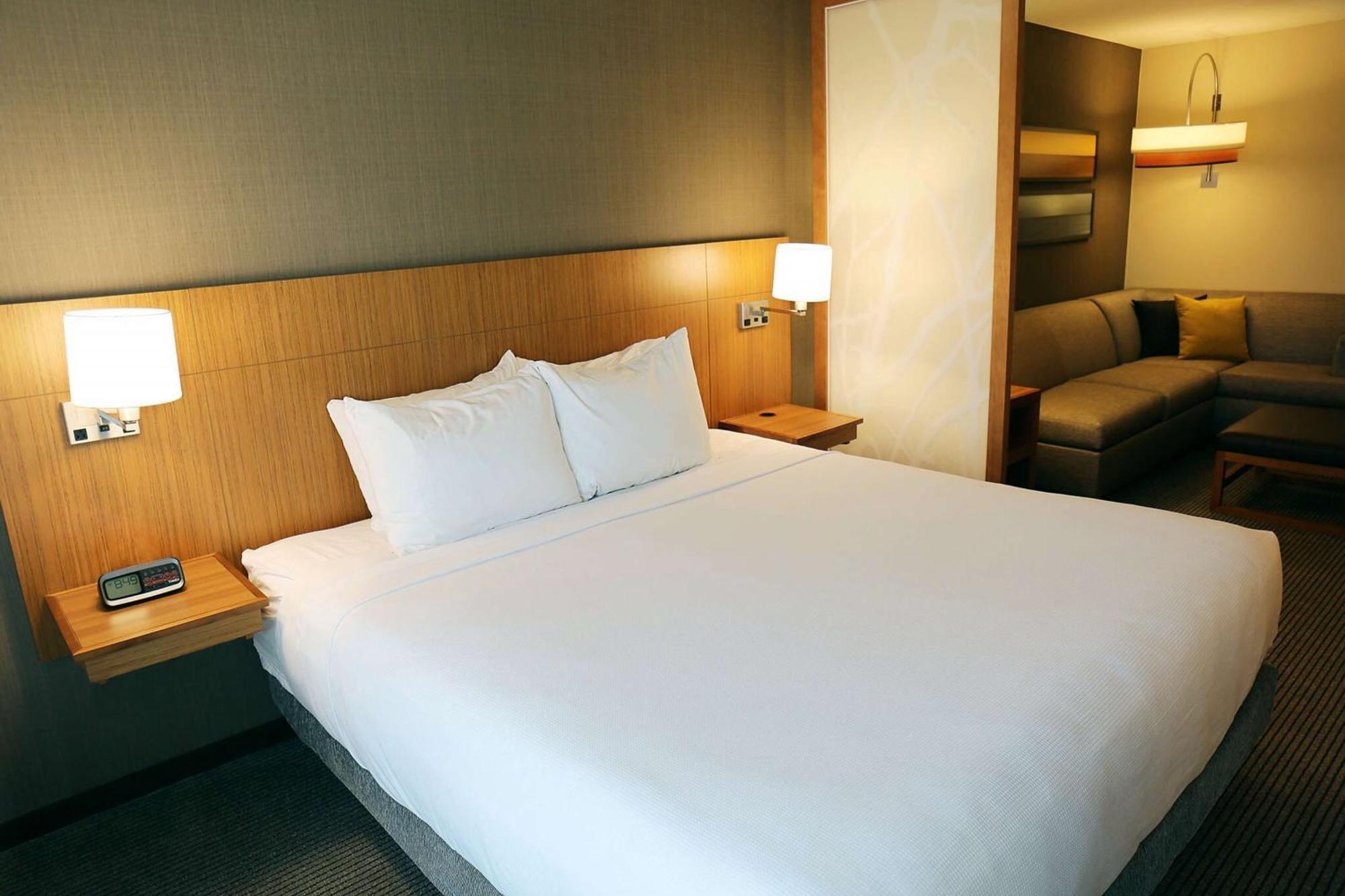 Standard King Room,1280583040:JPEG