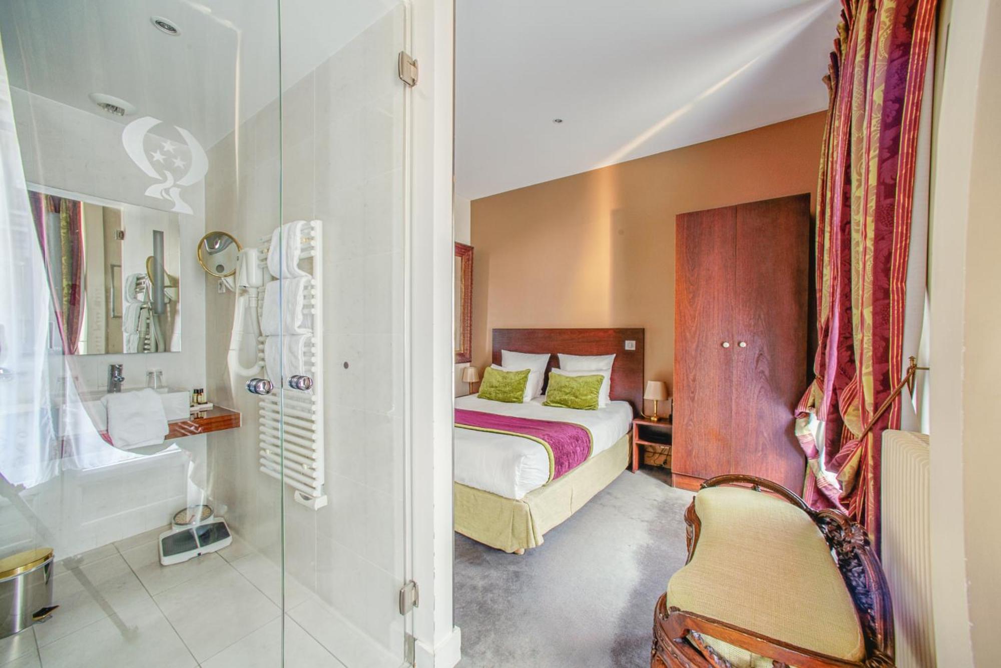 Superior Double Room,1350959401:JPEG