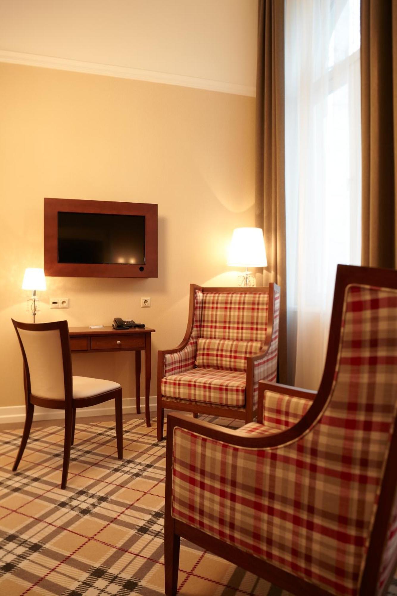 Superior Double Room City View
