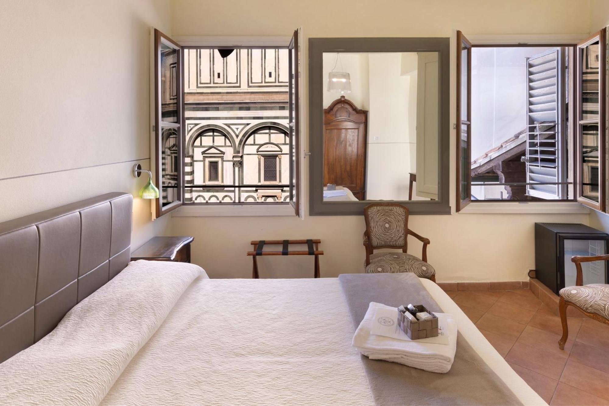 Double or Twin Room Duomo view