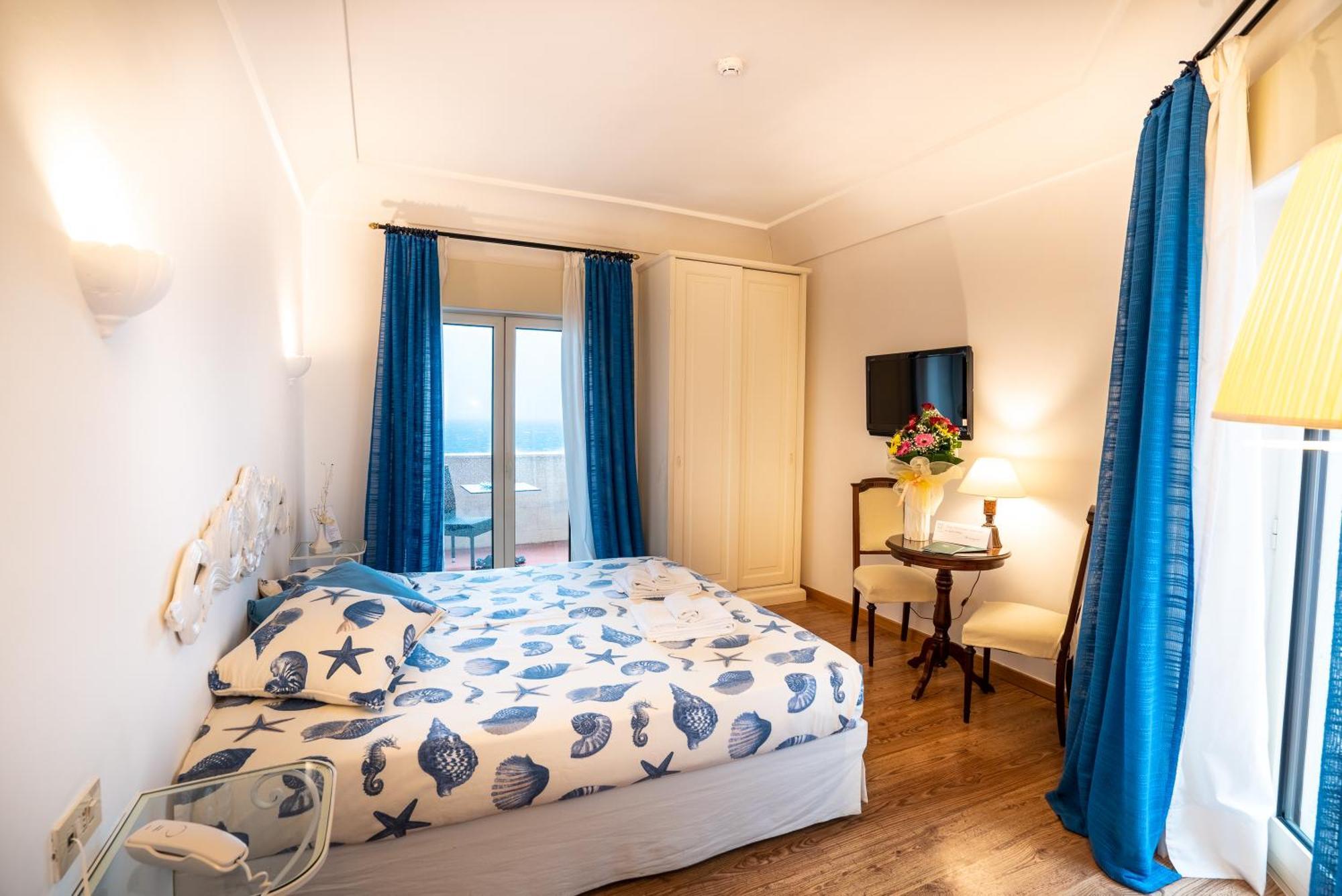 Double Room Sea View