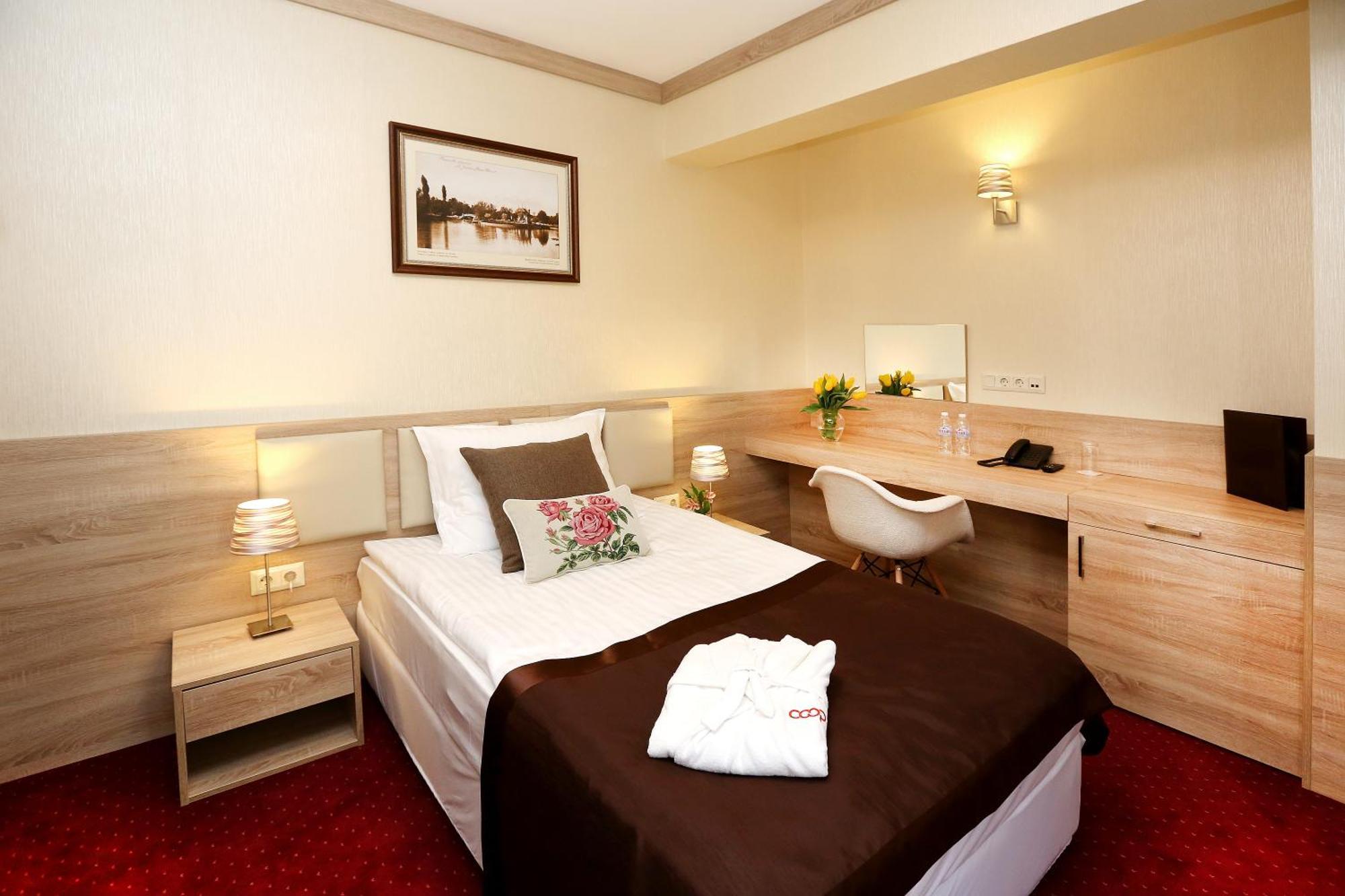 Deluxe Single Room