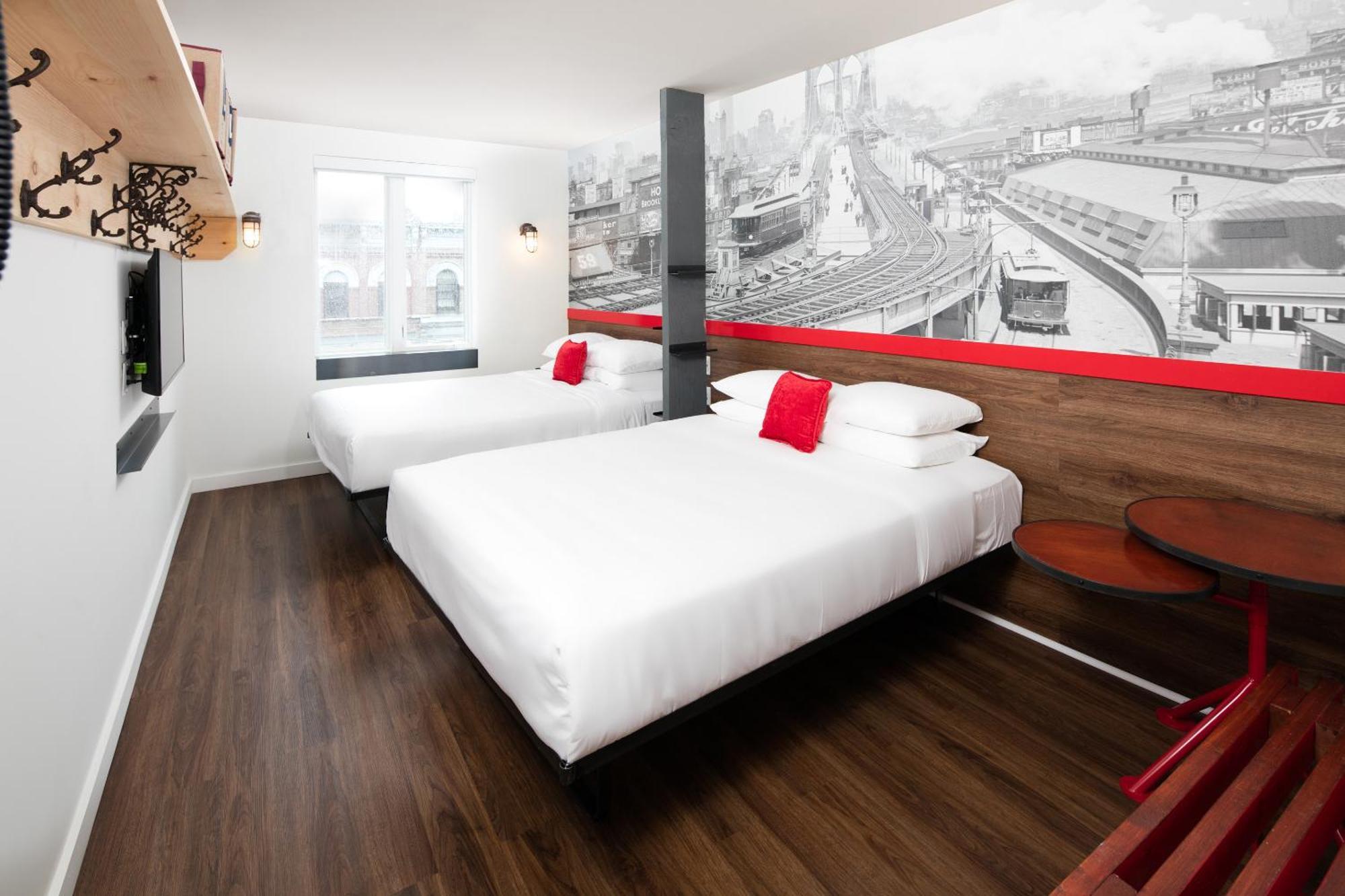 Queen Room Two Queen Beds