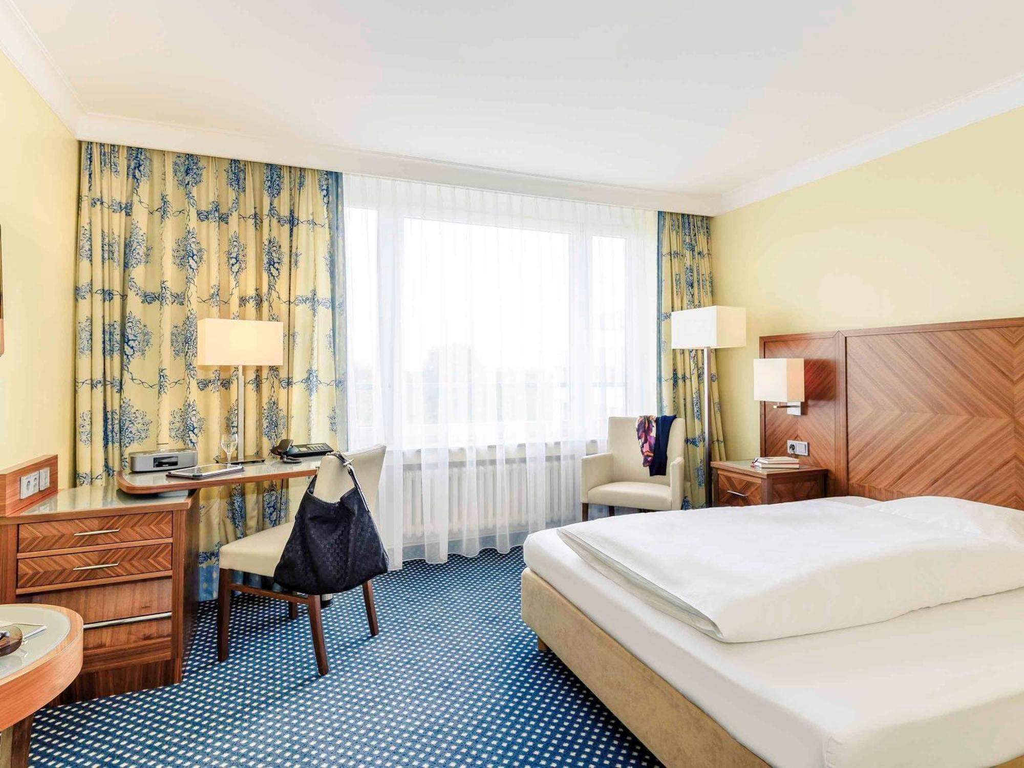 Chambre Lit Queen-Size Privilège