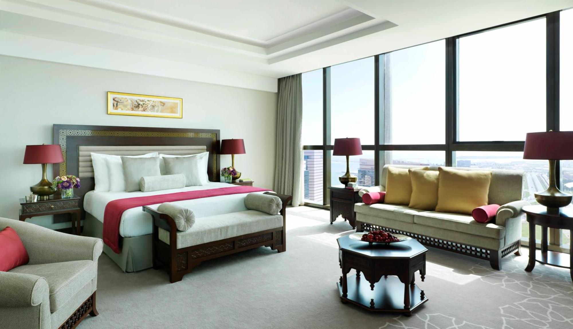Deluxe King Room Palace View