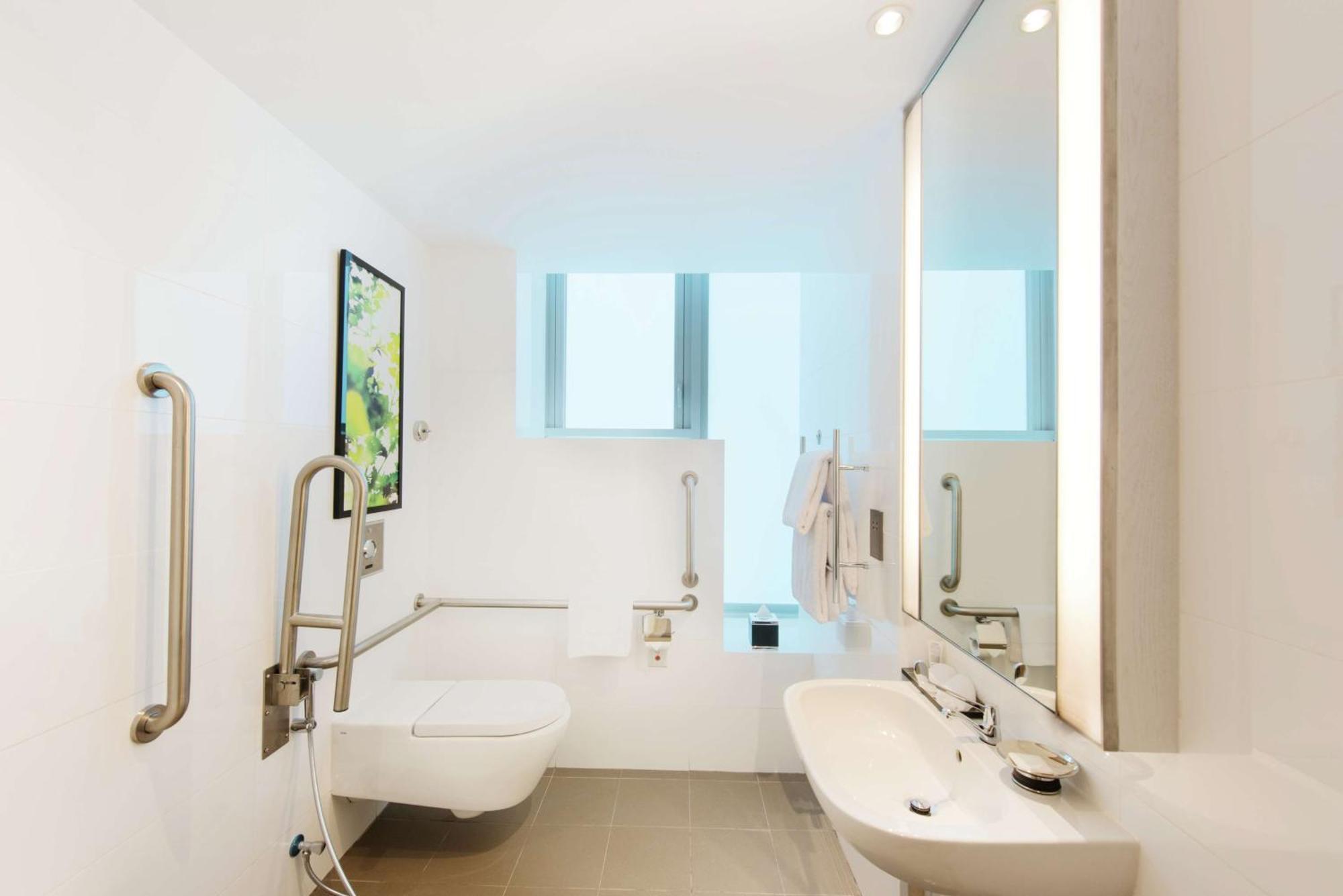 Quarto com Cama King-size - Acessível para Hóspedes com Mobilidade Reduzida