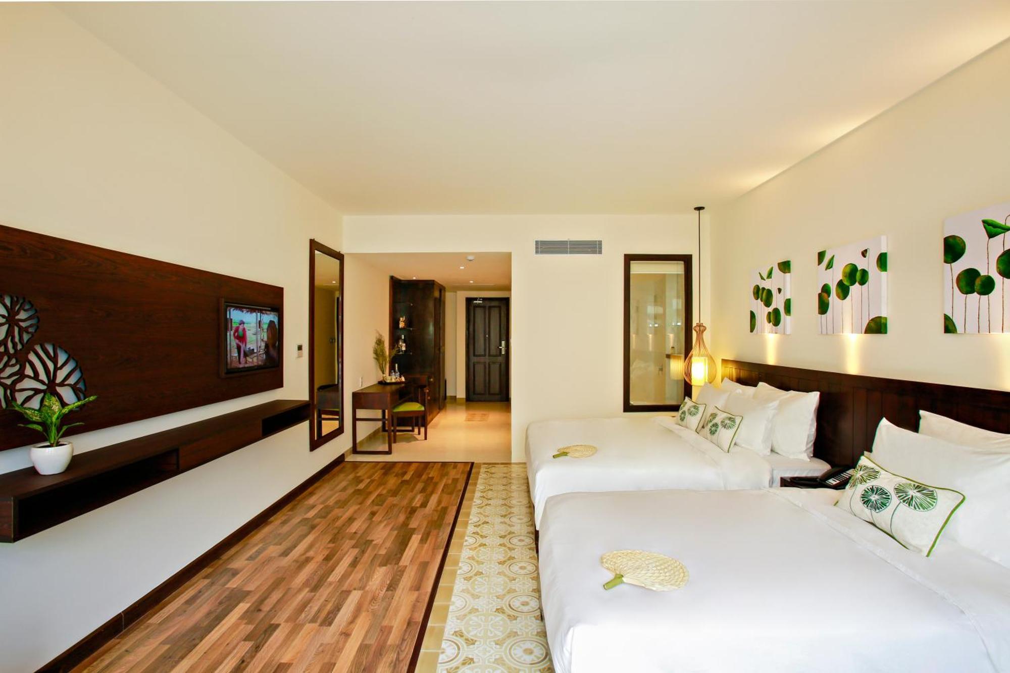 Superior Triple Room