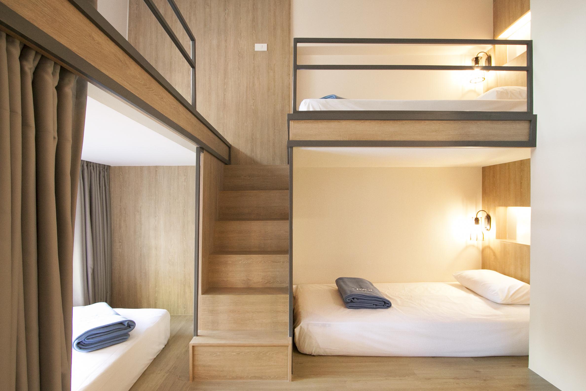 Bed 8-Bed Mixed Dormitory Room