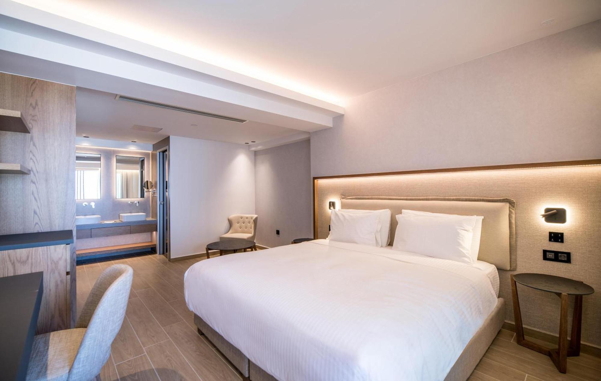 Urban Chic Kamer met Uitzicht op de Stad en Hot Tub in de Buitenlucht
