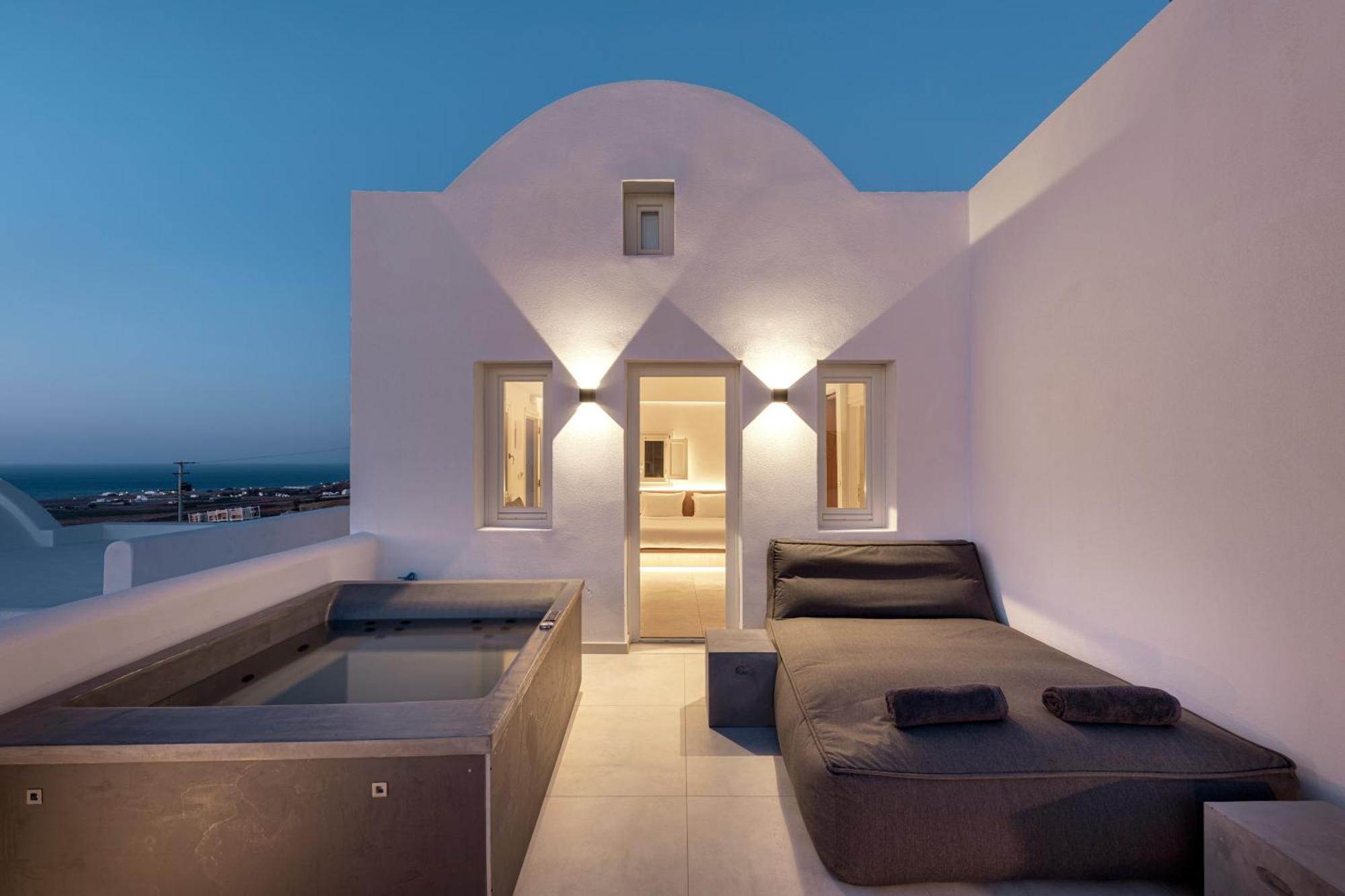 Panorama Suite outdoor Hot Tub