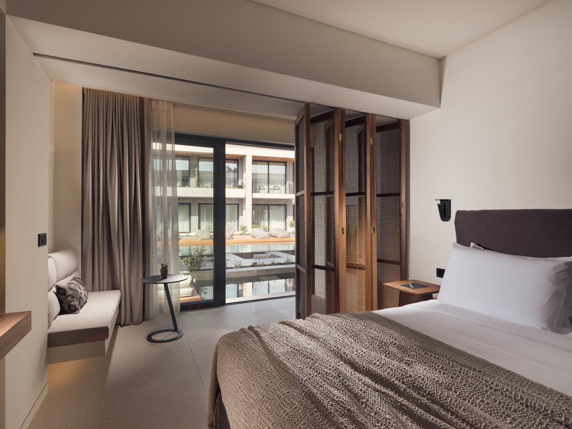 Superior Suite Shared Pool