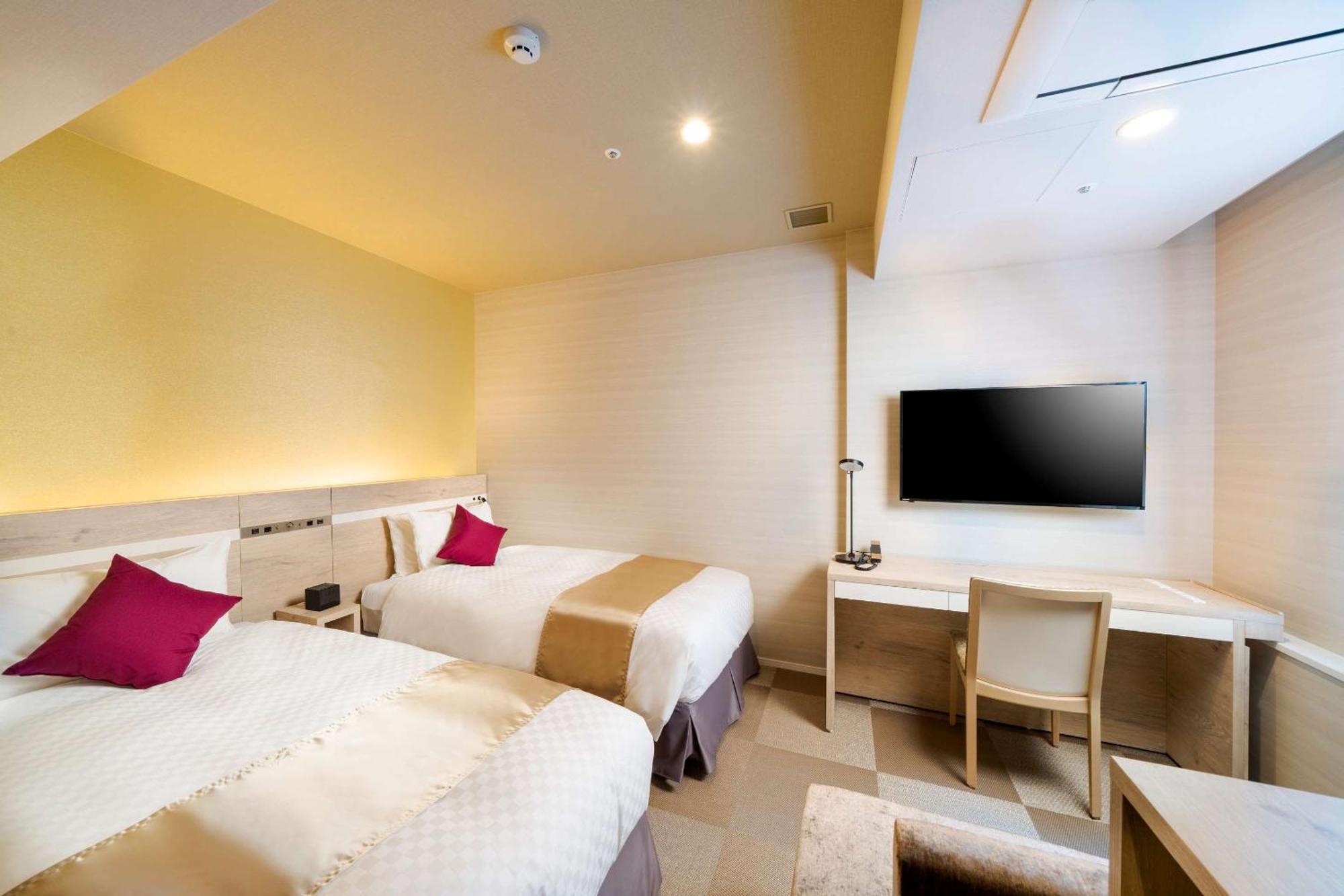 Deluxe Twin Room Disability Access