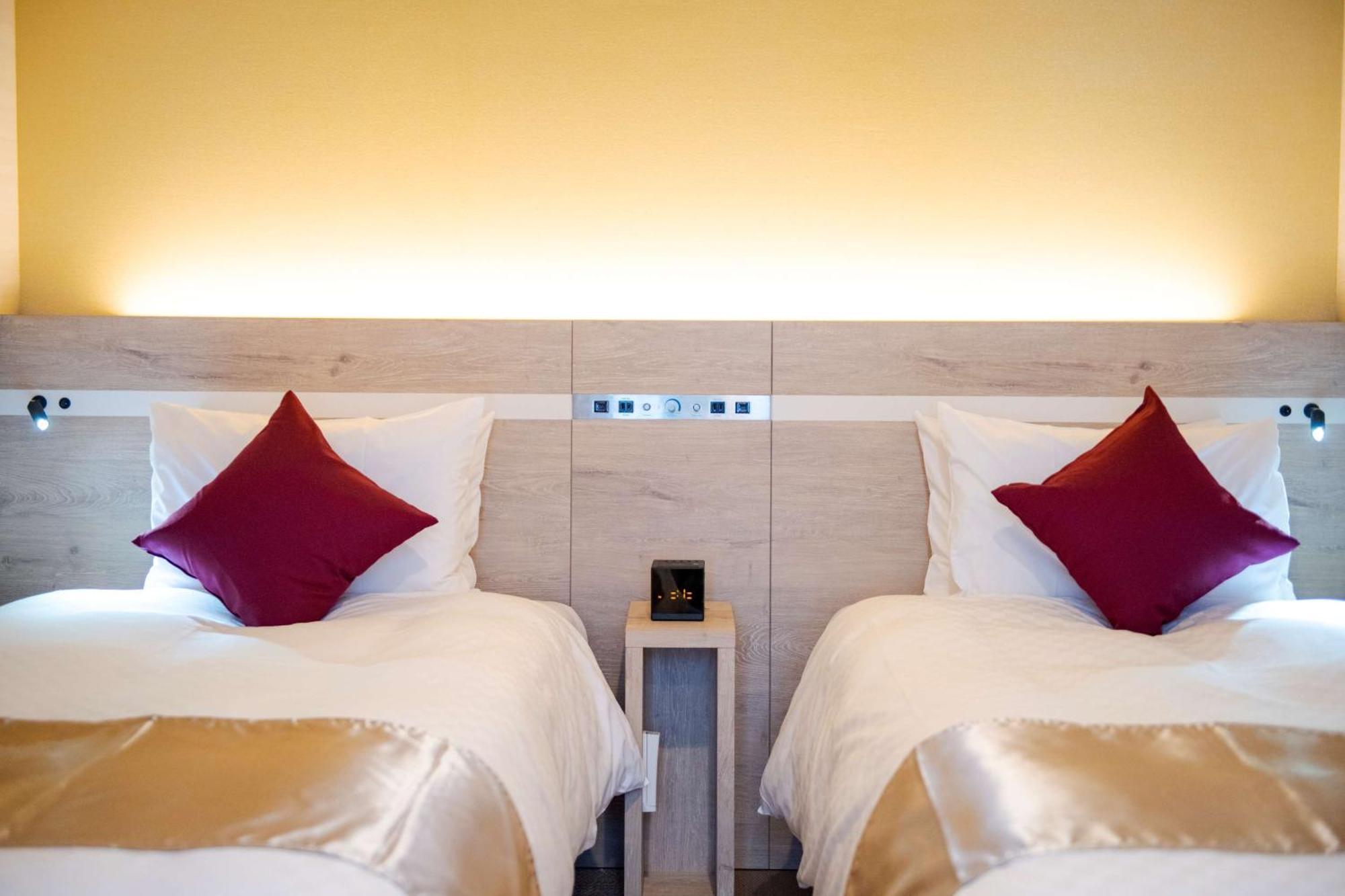 Deluxe Twin Room Disability Access